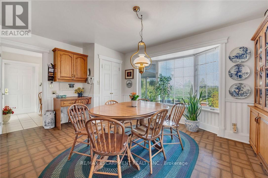 5581 King Street, Lincoln, ON - Indoor Photo Showing Dining Room