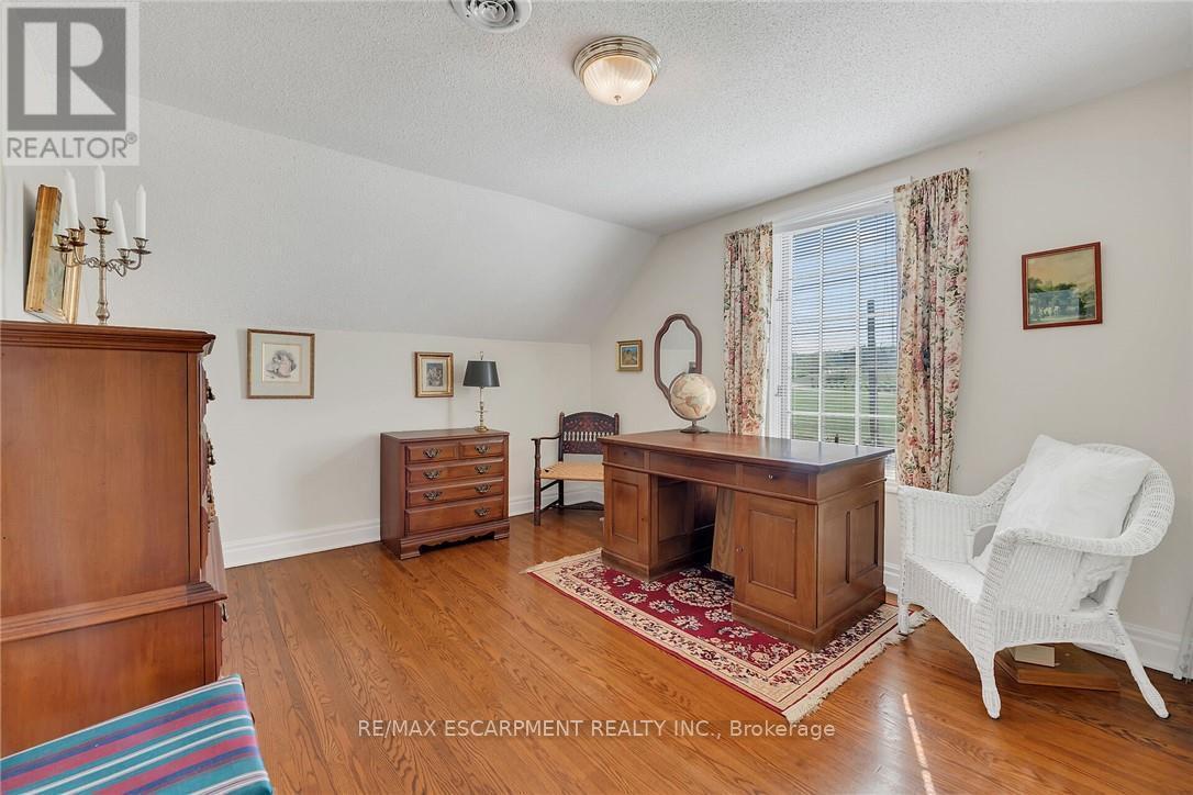 5581 King Street, Lincoln, ON - Indoor