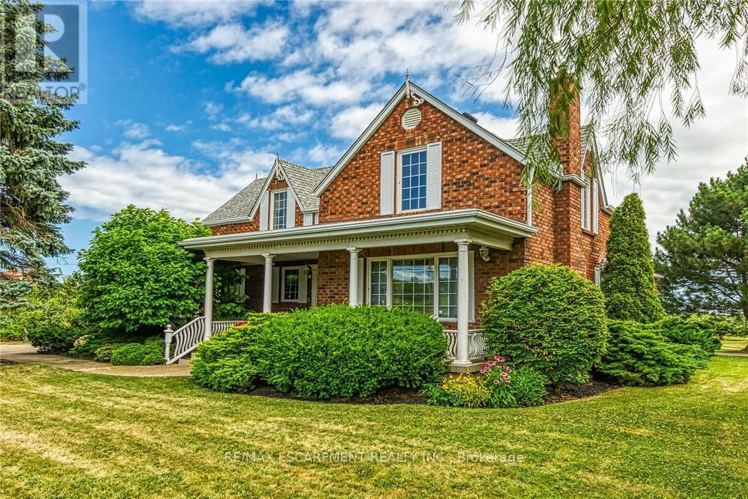 5581 King Street, Lincoln, ON - Outdoor With Deck Patio Veranda