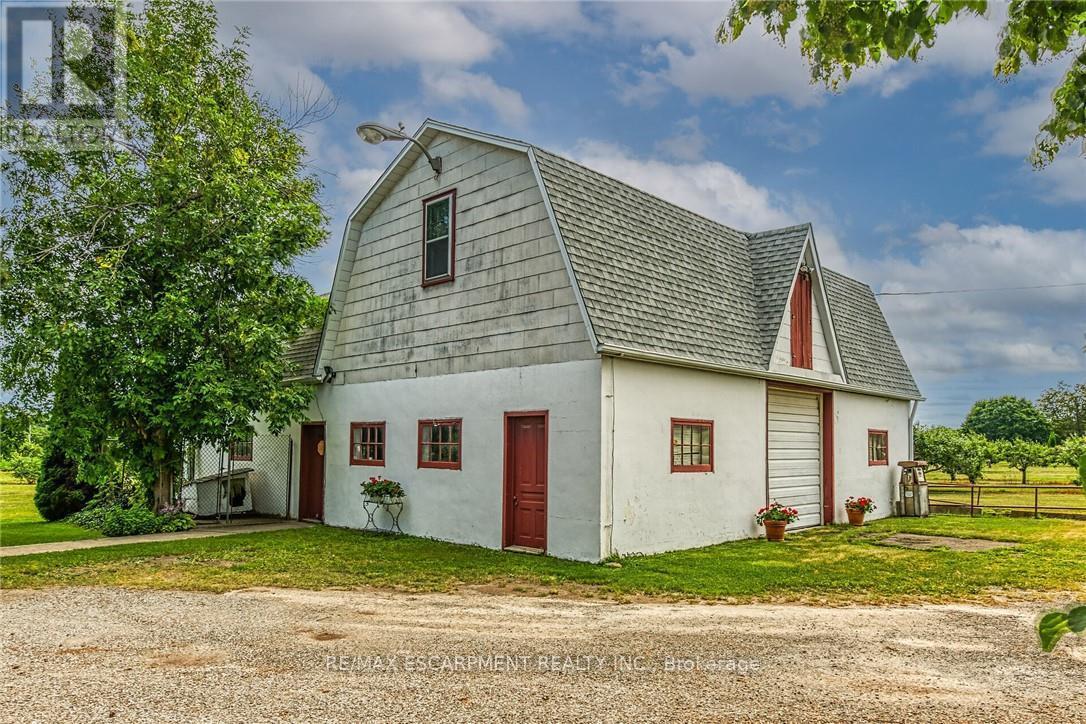 5581 King Street, Lincoln, ON - Outdoor