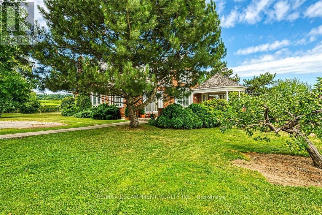 5581 King Street, Lincoln, ON - Outdoor