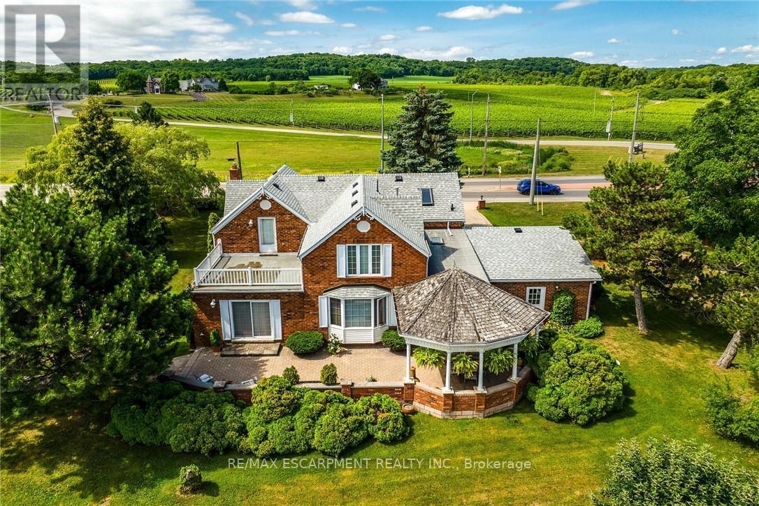 5581 King Street, Lincoln, ON - Outdoor