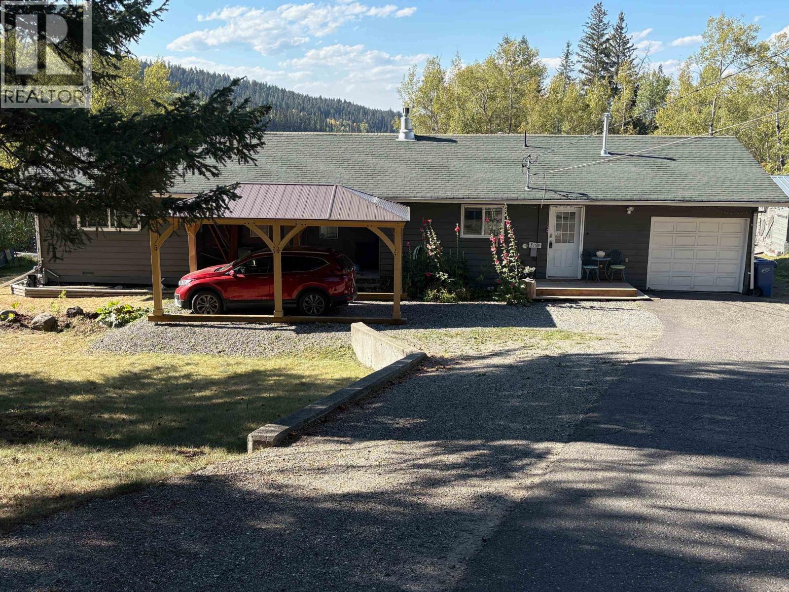 5199 Kallum Drive, 108 Mile Ranch, BC - Outdoor With Deck Patio Veranda