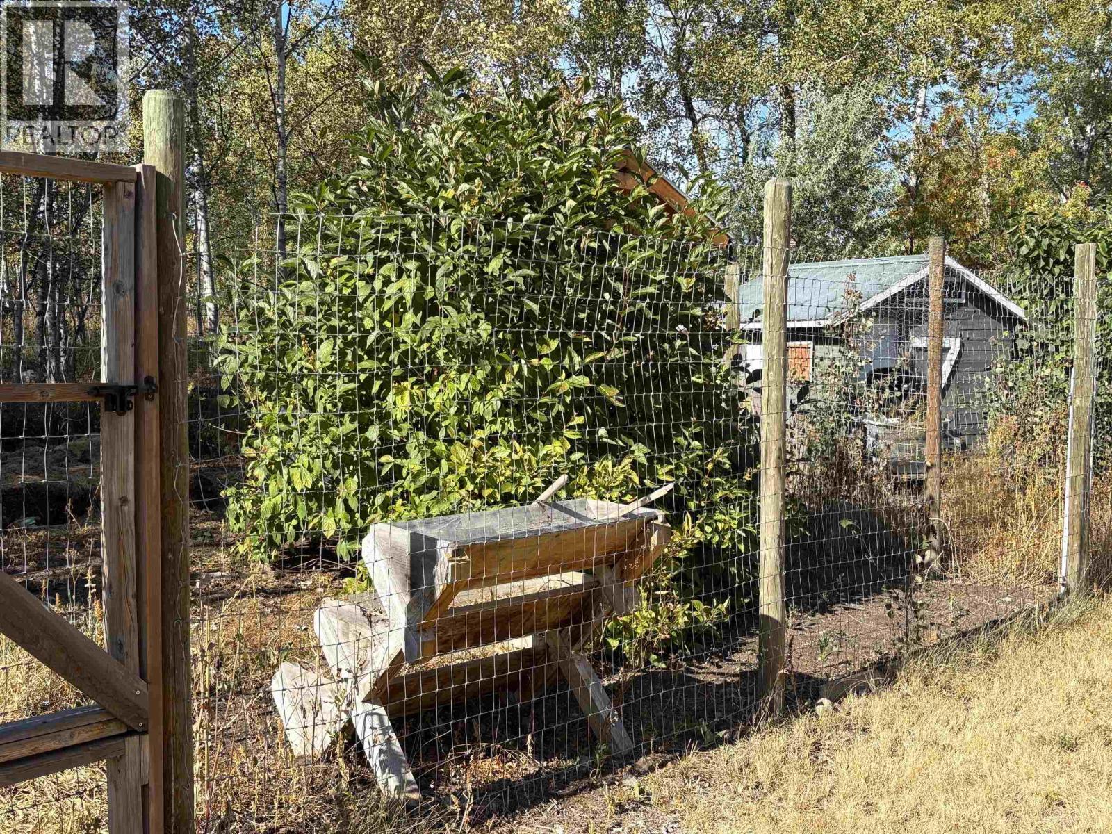 5199 Kallum Drive, 108 Mile Ranch, BC - Outdoor