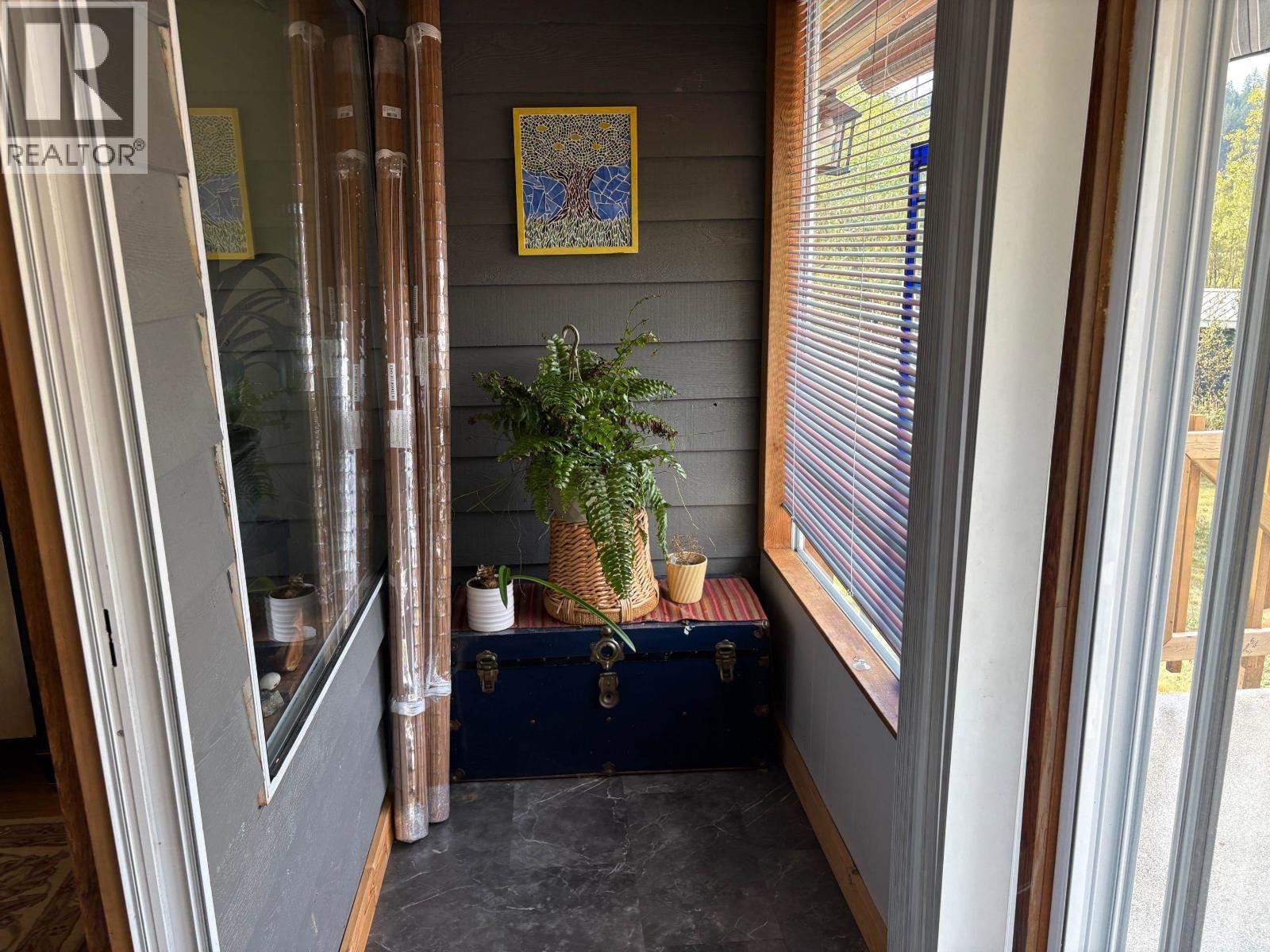 5199 Kallum Drive, 108 Mile Ranch, BC - Indoor Photo Showing Other Room