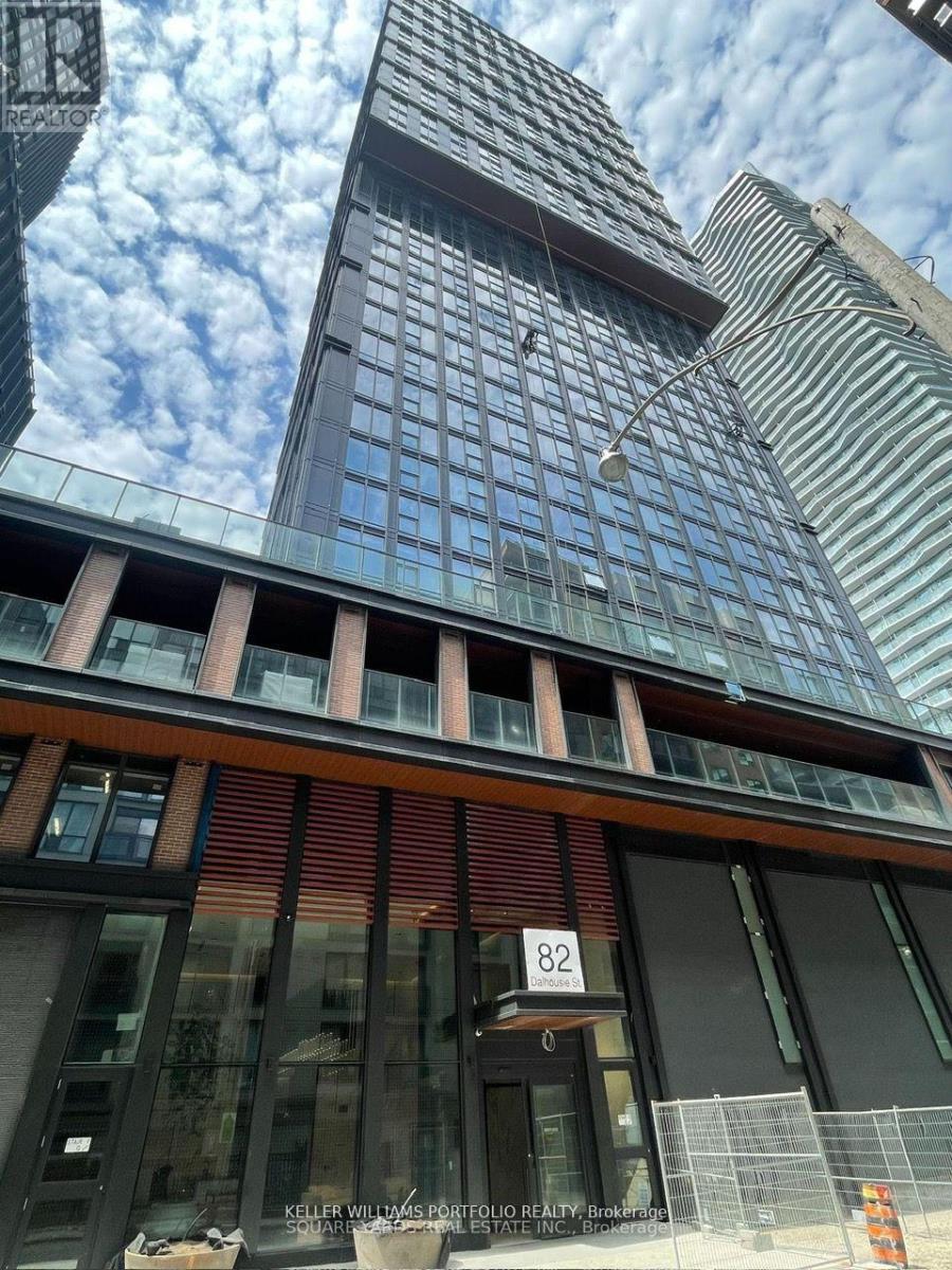 4212 - 82 Dalhousie Street, Toronto, ON - Outdoor