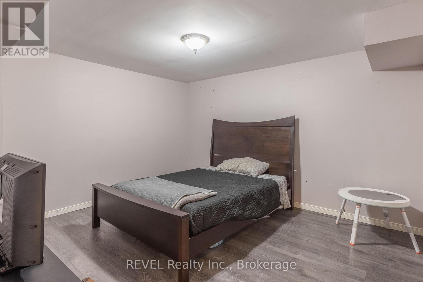 3 Newleaf Crescent, Welland (N. Welland), ON - Indoor Photo Showing Bedroom