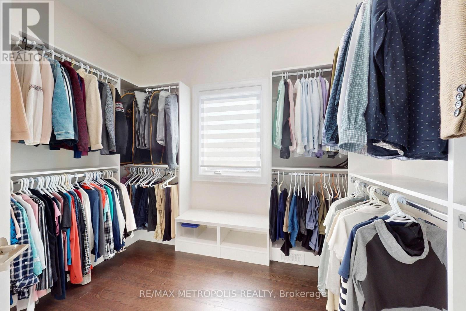 163 Ballantyne Boulevard, Vaughan, ON - Indoor With Storage