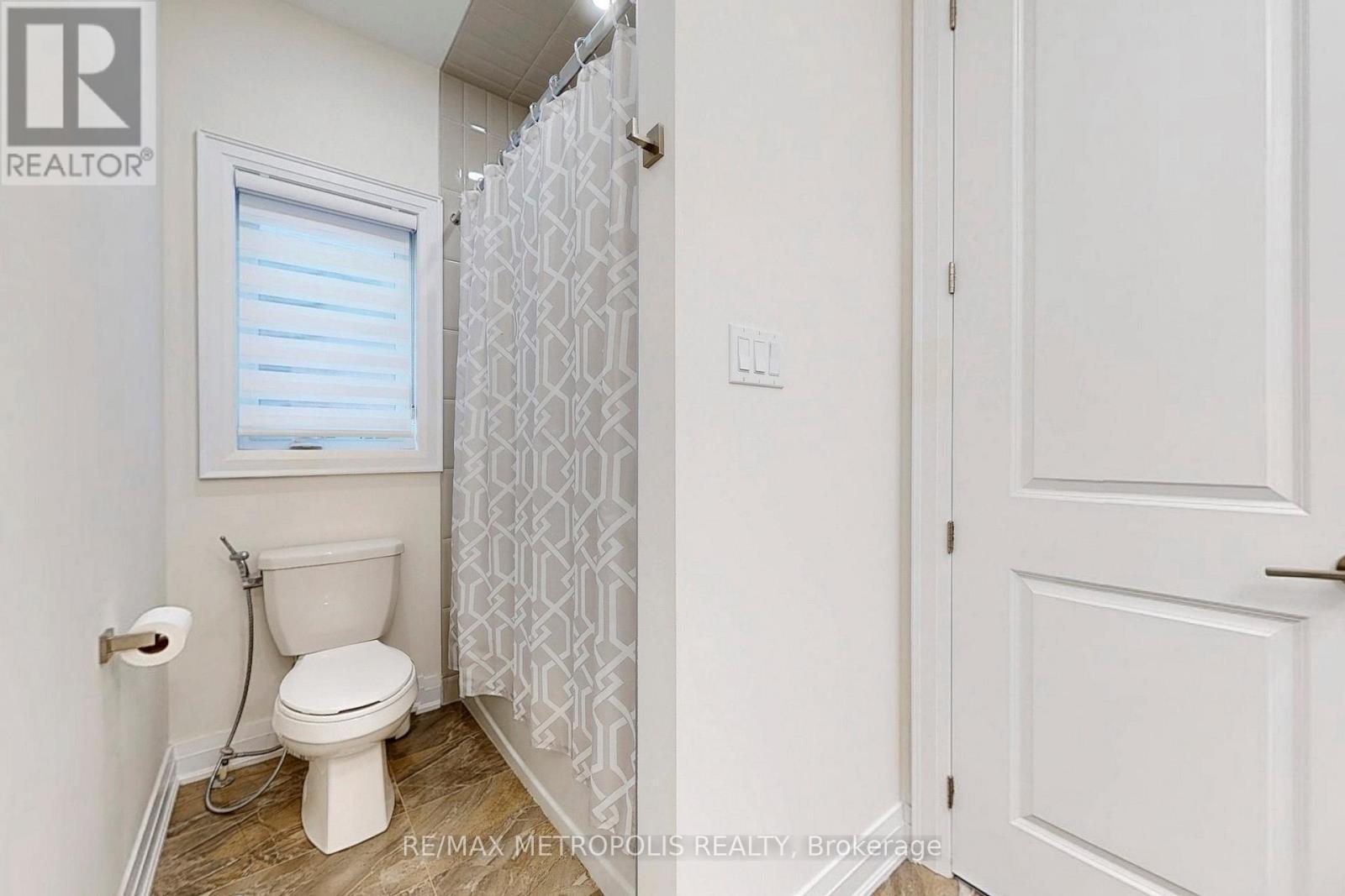 163 Ballantyne Boulevard, Vaughan, ON - Indoor Photo Showing Bathroom