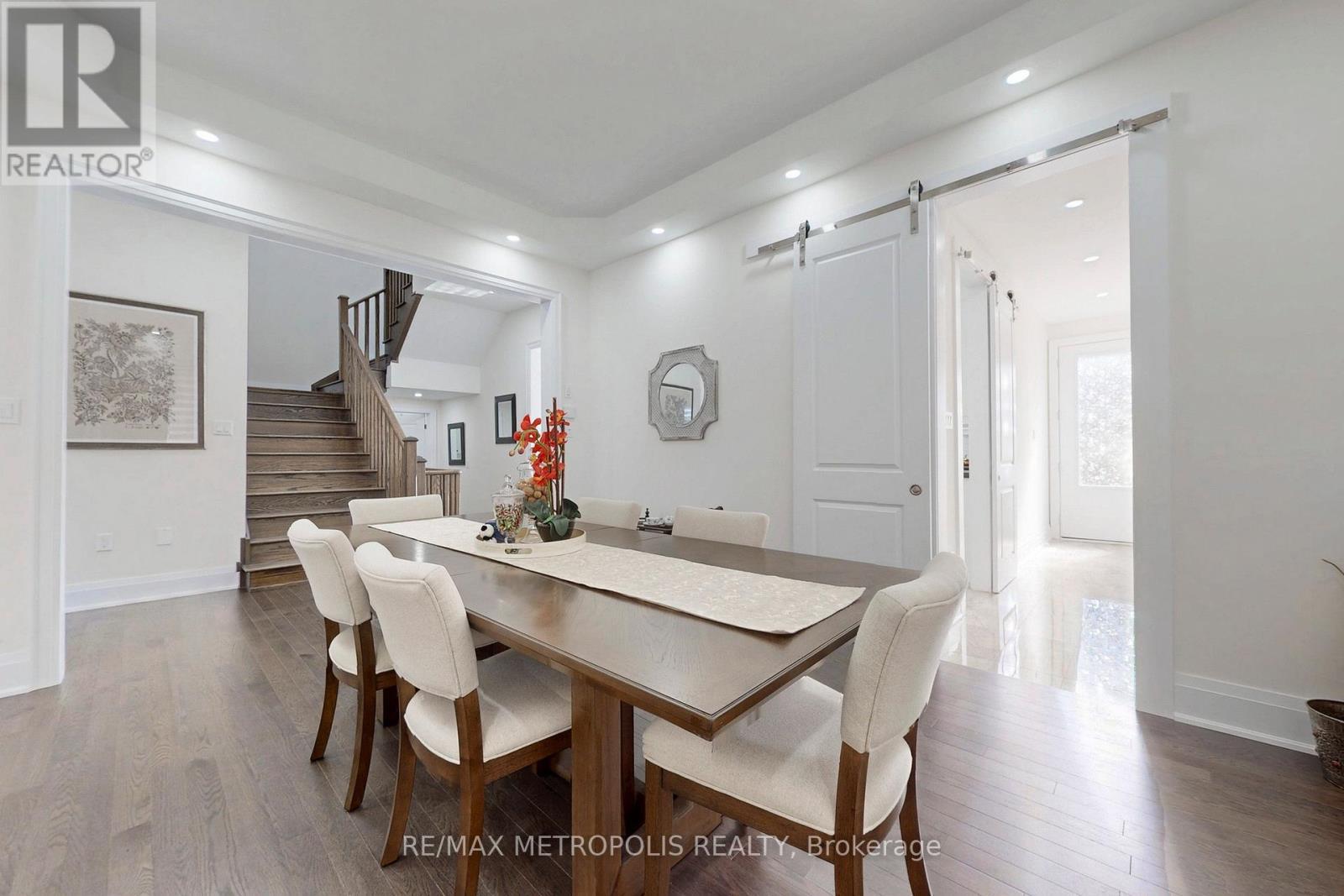 163 Ballantyne Boulevard, Vaughan, ON - Indoor Photo Showing Dining Room