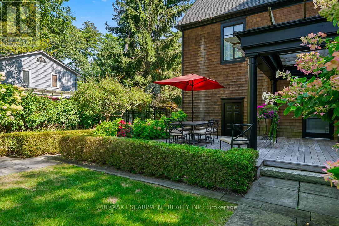 905 Sangster Avenue, Mississauga, ON - Outdoor With Deck Patio Veranda