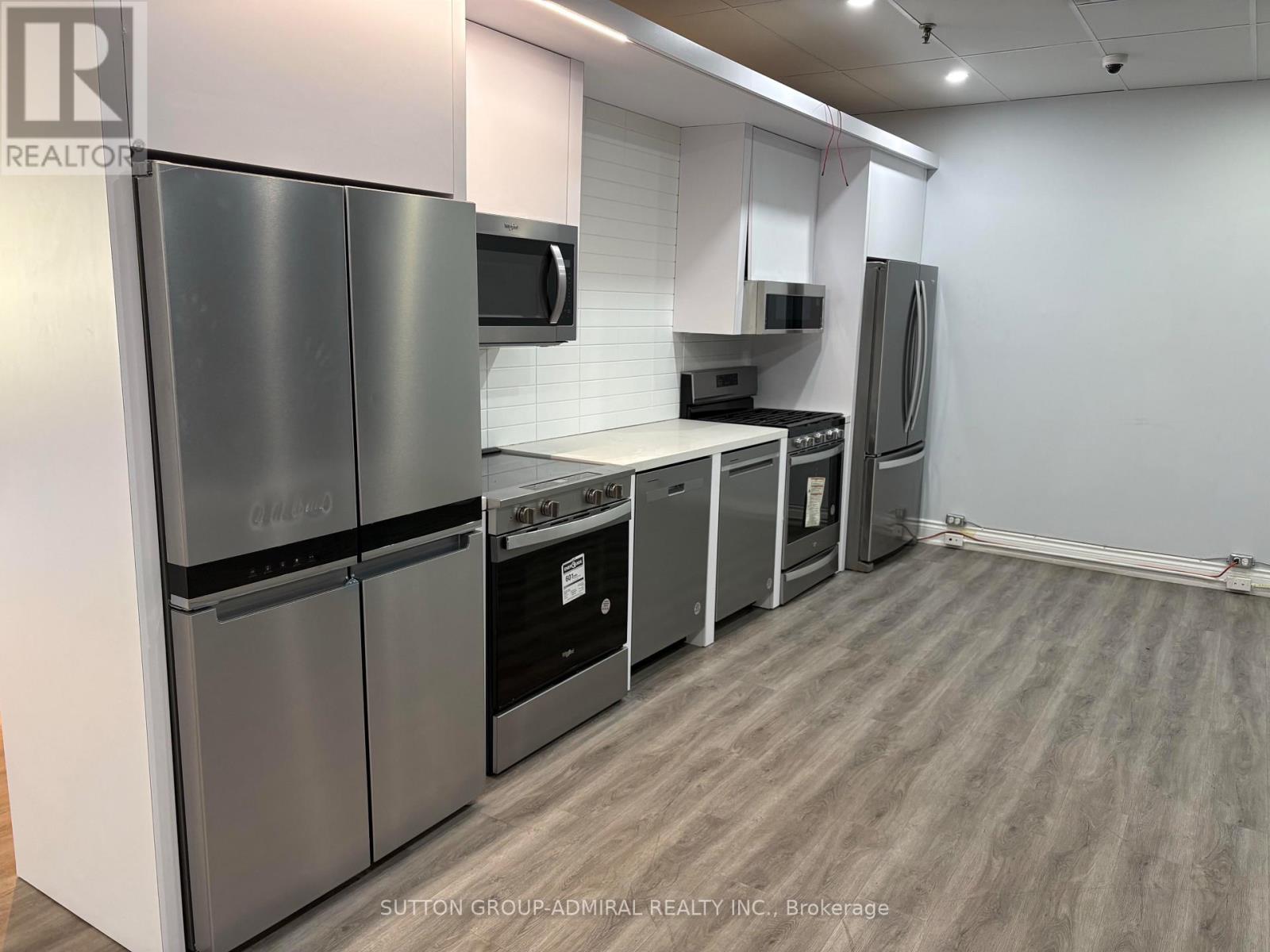 3 & 4 - 176 Bullock Drive, Markham, ON