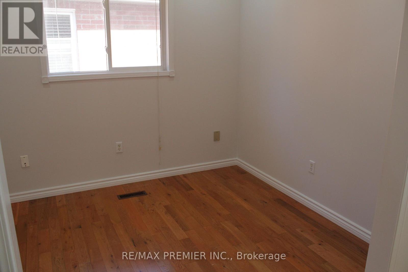 164 Royal Valley Drive, Caledon, ON - Indoor Photo Showing Other Room