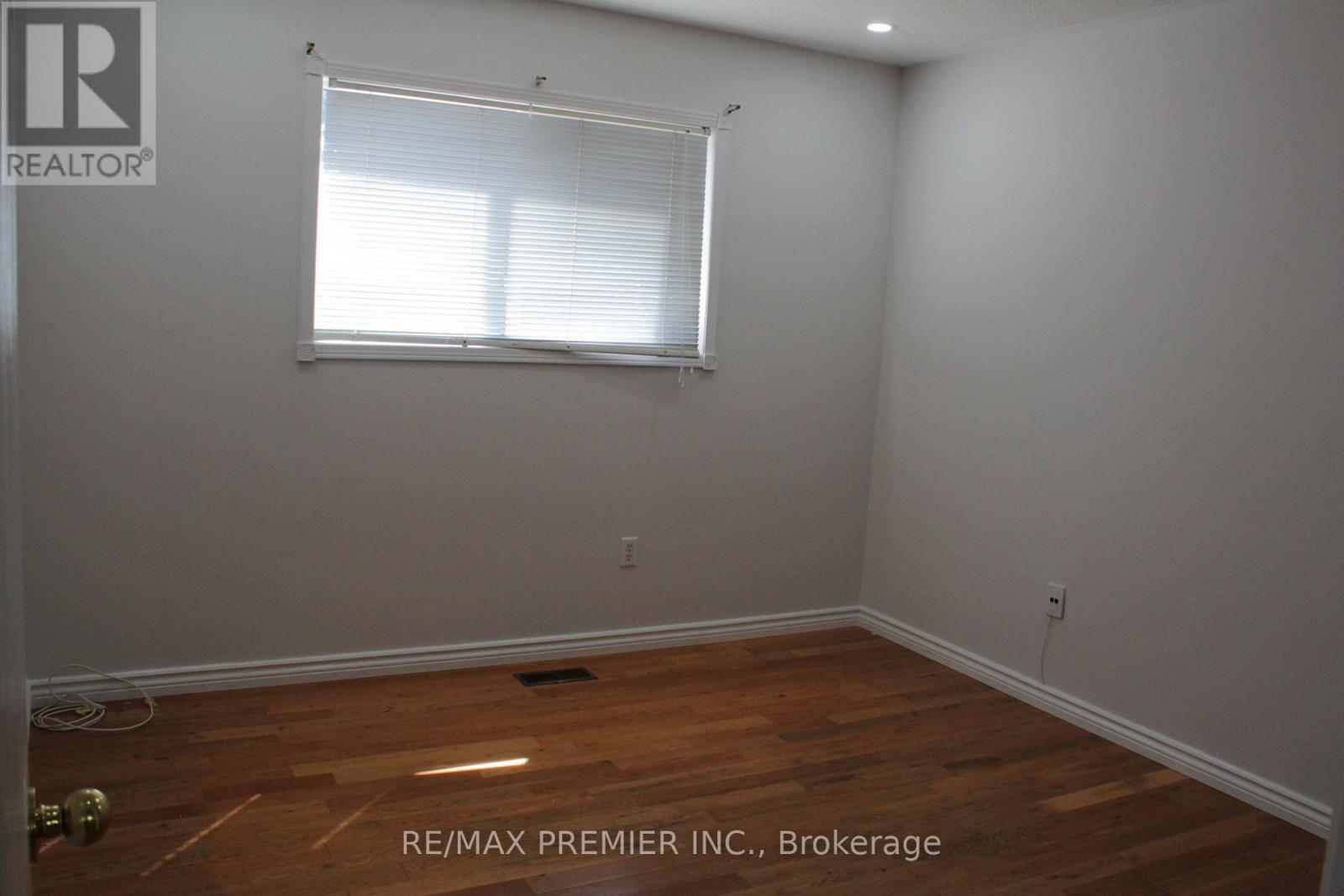 164 Royal Valley Drive, Caledon, ON - Indoor Photo Showing Other Room