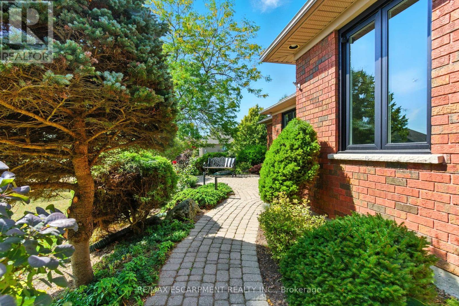 10 Featherstone Avenue, Haldimand, ON - Outdoor