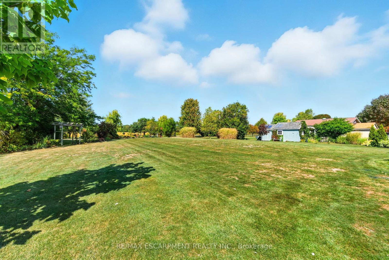 10 Featherstone Avenue, Haldimand, ON - Outdoor