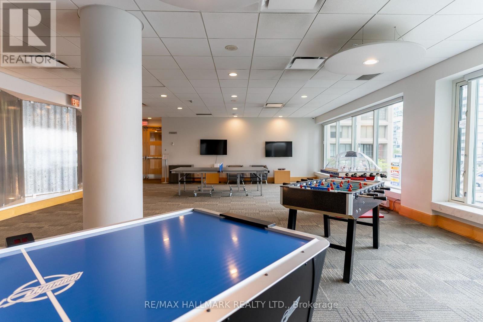 Ph9 - 10 Queens Quay W, Toronto, ON - Indoor Photo Showing Other Room With In Ground Pool