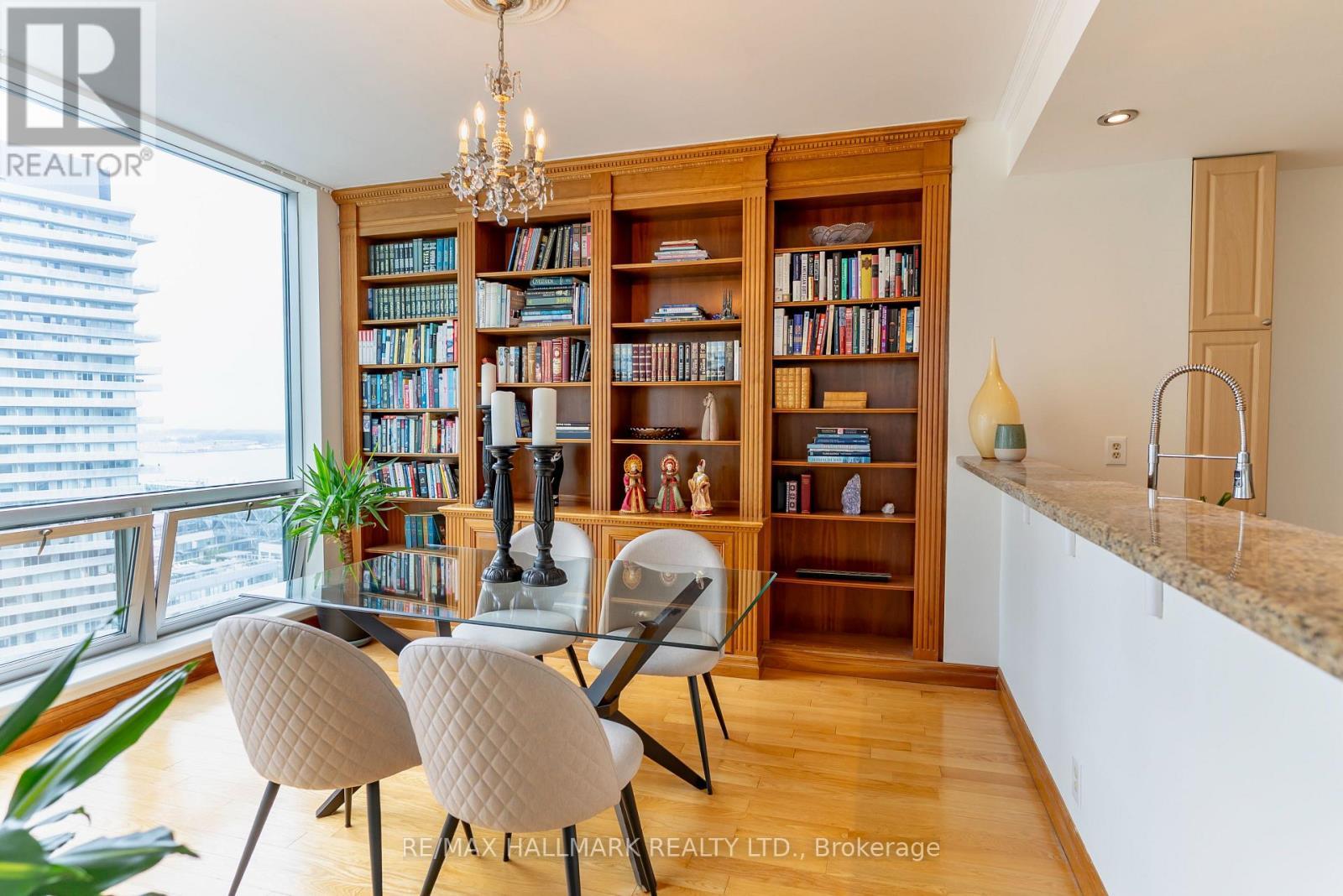 Ph9 - 10 Queens Quay W, Toronto, ON - Indoor