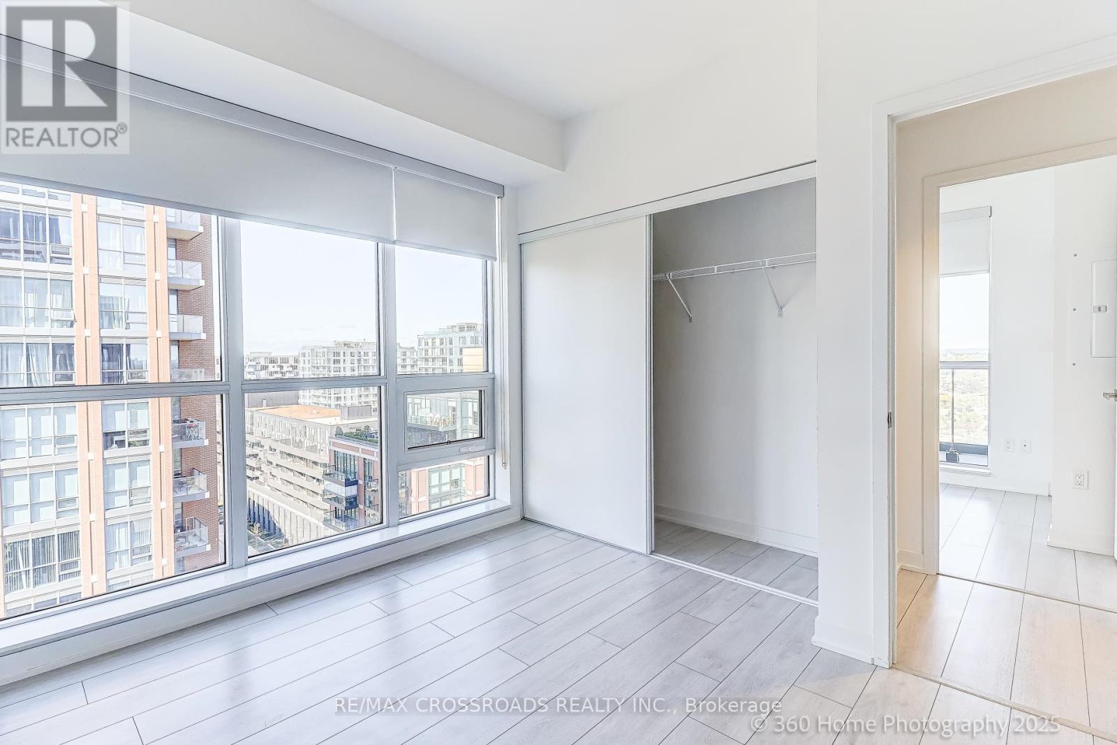 1306 - 31 Tippett Road, Toronto, ON - Indoor Photo Showing Other Room