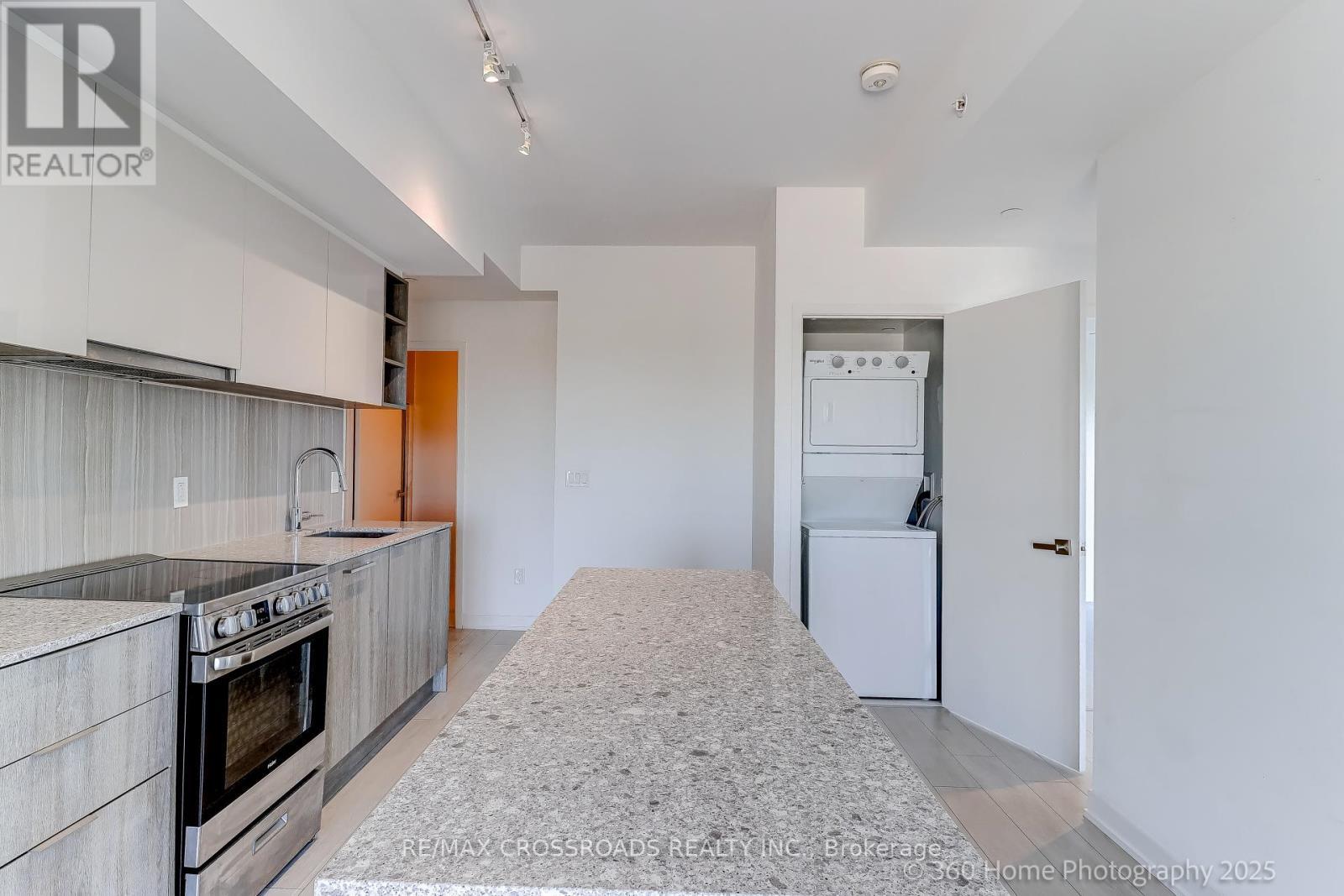 1306 - 31 Tippett Road, Toronto, ON - Indoor