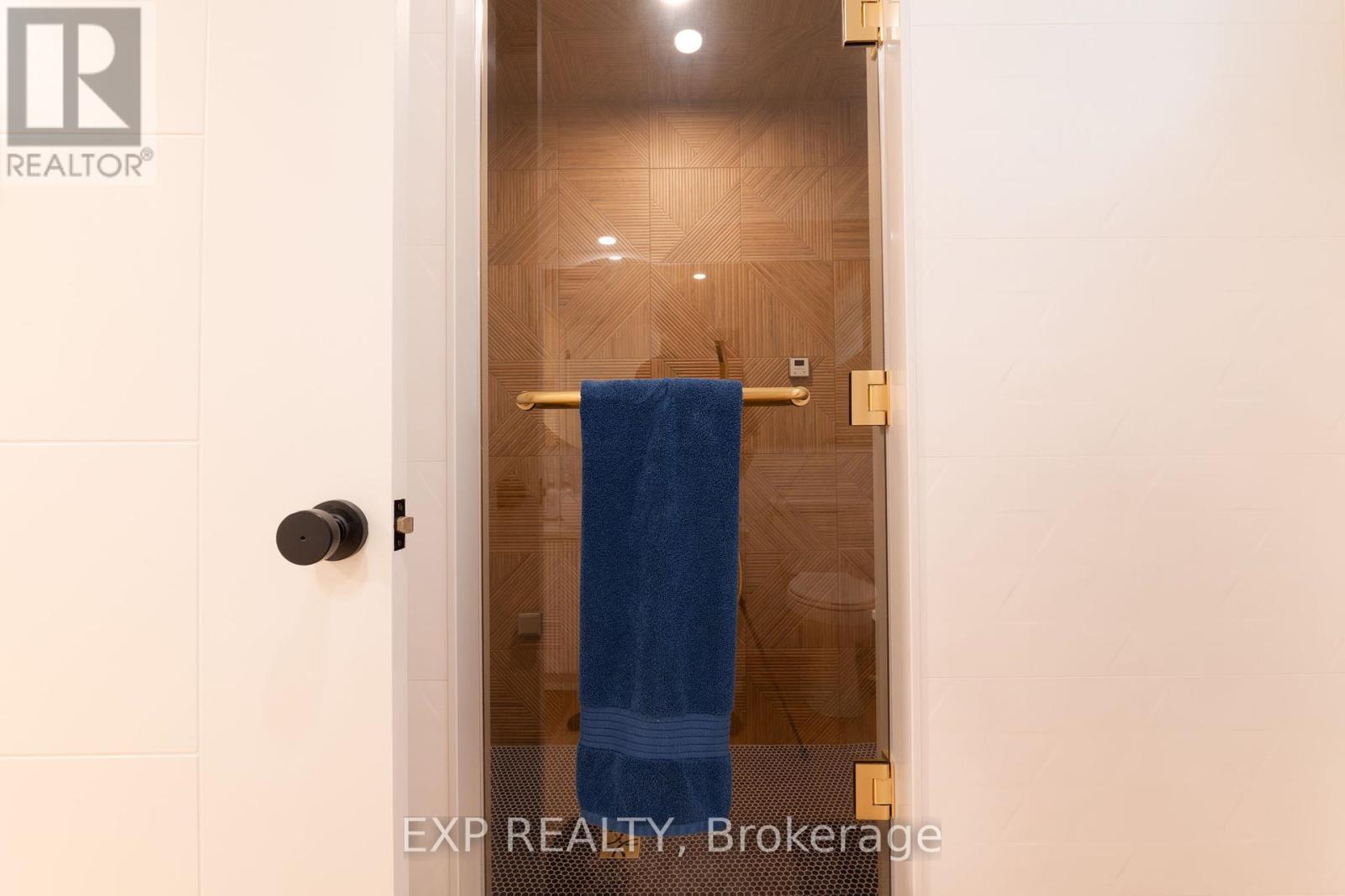 6 Cristallina Drive, Thorold, ON - Indoor