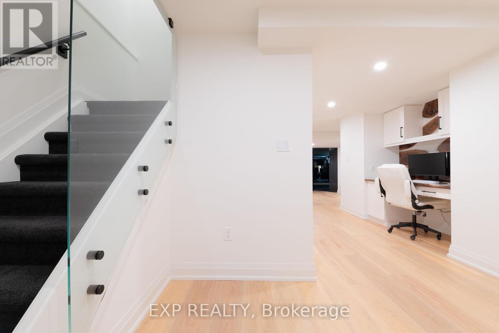 6 Cristallina Drive, Thorold, ON - Indoor