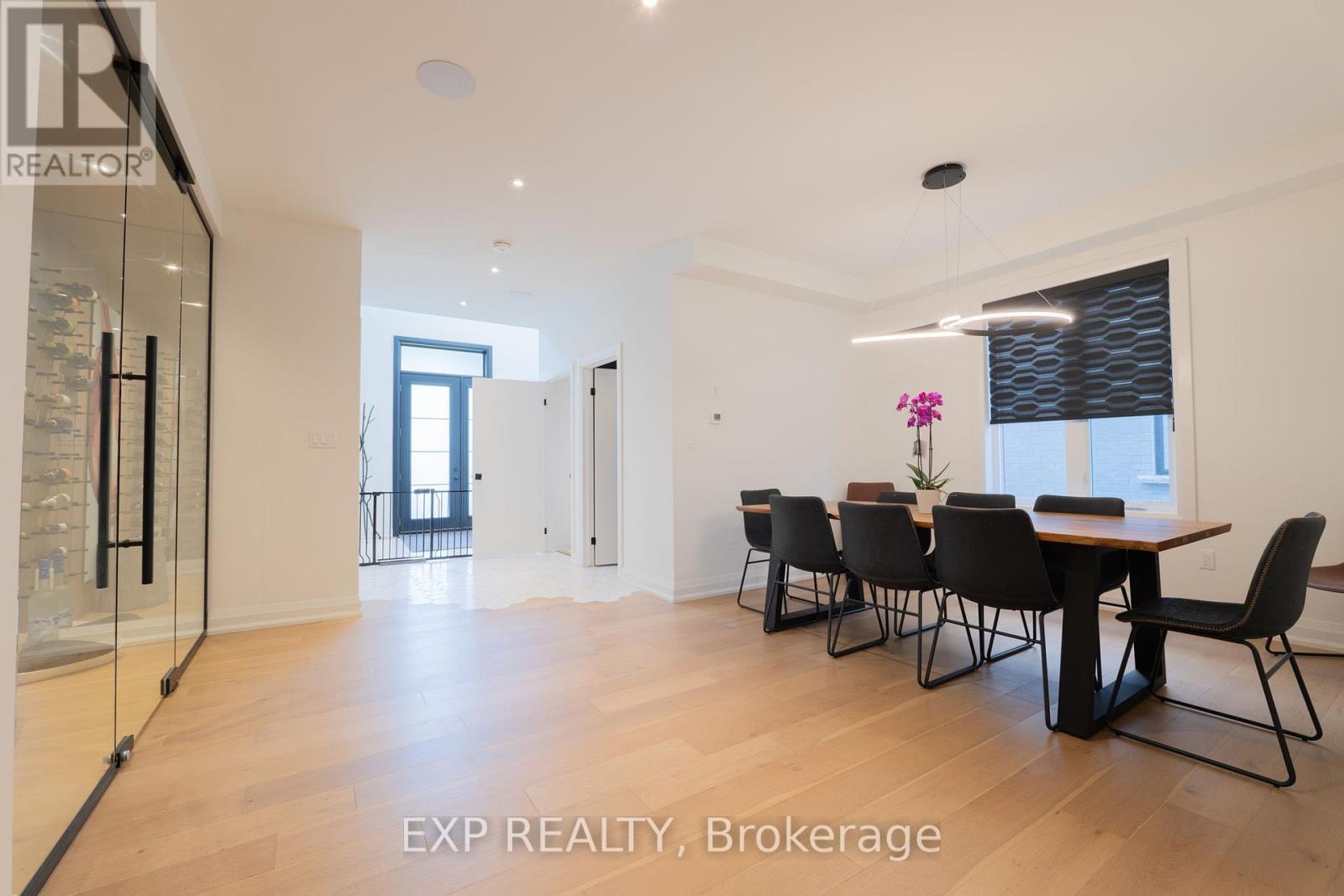 6 Cristallina Drive, Thorold, ON - Indoor Photo Showing Dining Room