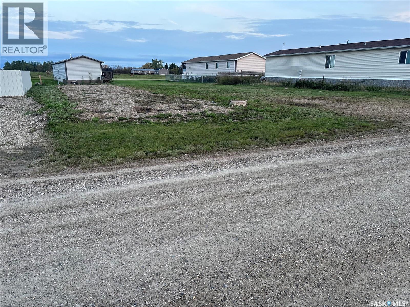90 Foord Crescent, Macoun, SK