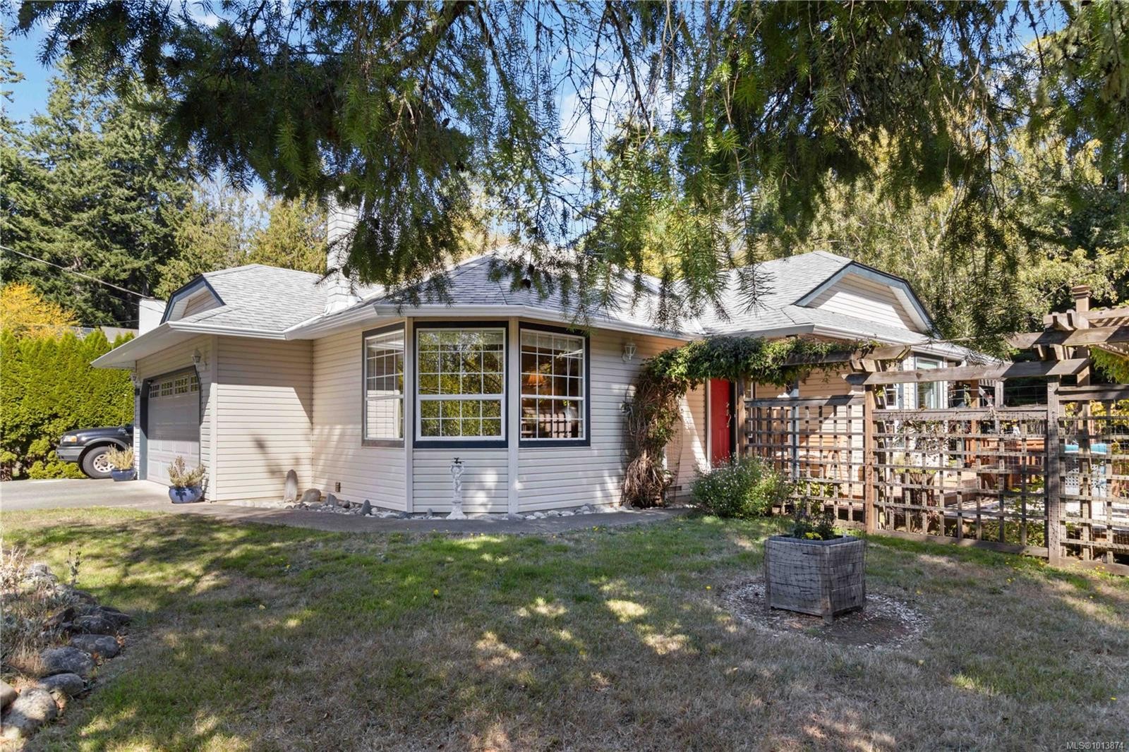 2161 Henlyn Dr, Sooke, BC