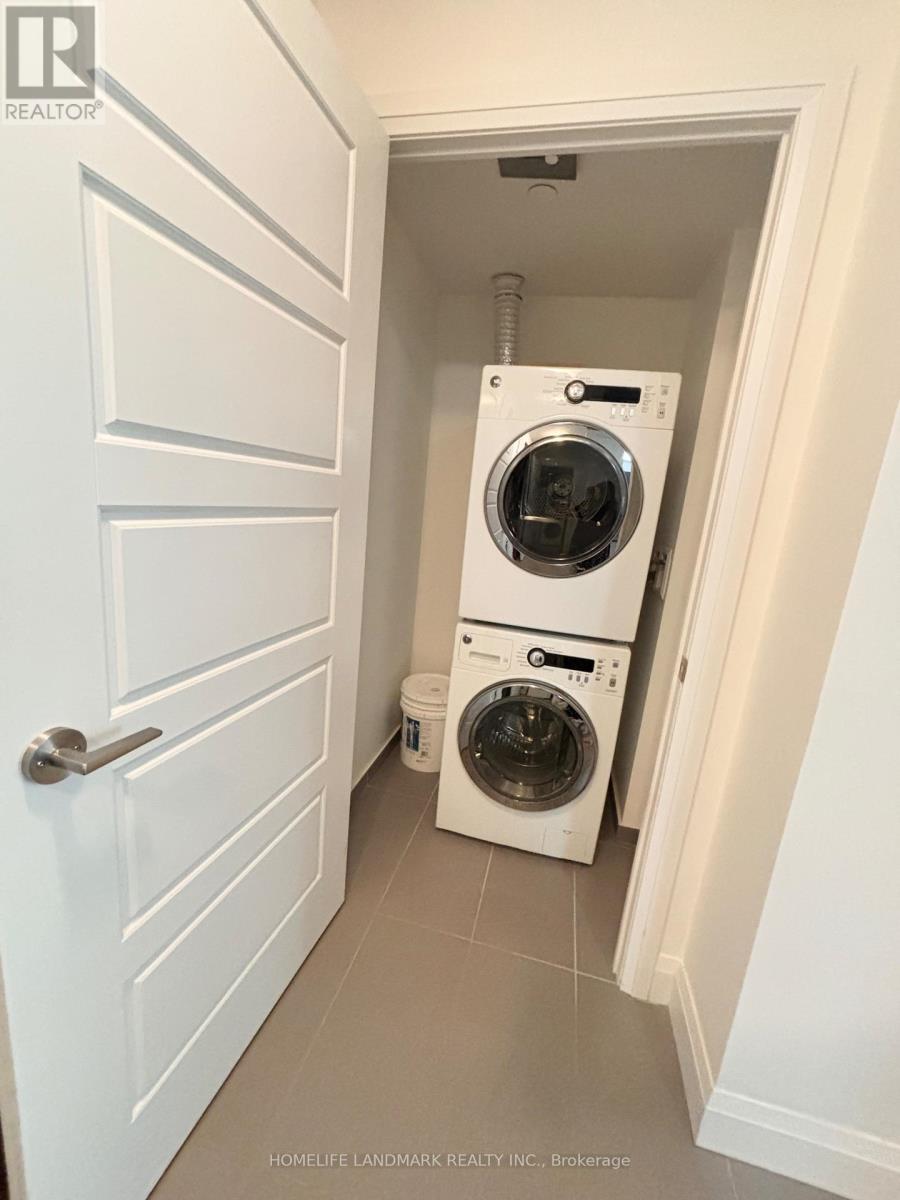 207 - 1 Uptown Drive, Markham, ON - Indoor Photo Showing Laundry Room