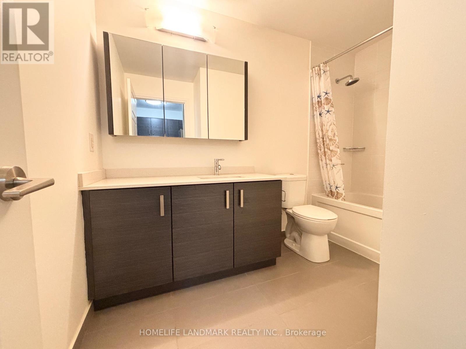 207 - 1 Uptown Drive, Markham, ON - Indoor Photo Showing Bathroom