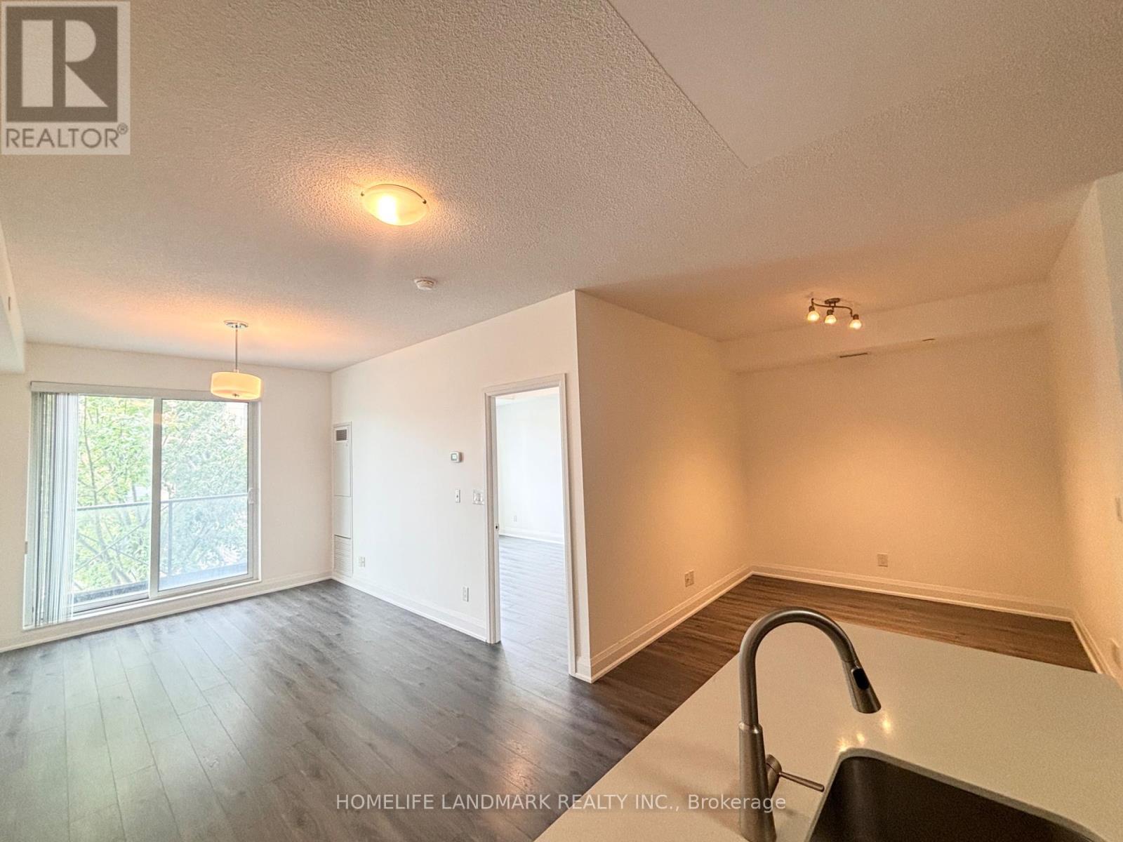 207 - 1 Uptown Drive, Markham, ON - Indoor Photo Showing Other Room