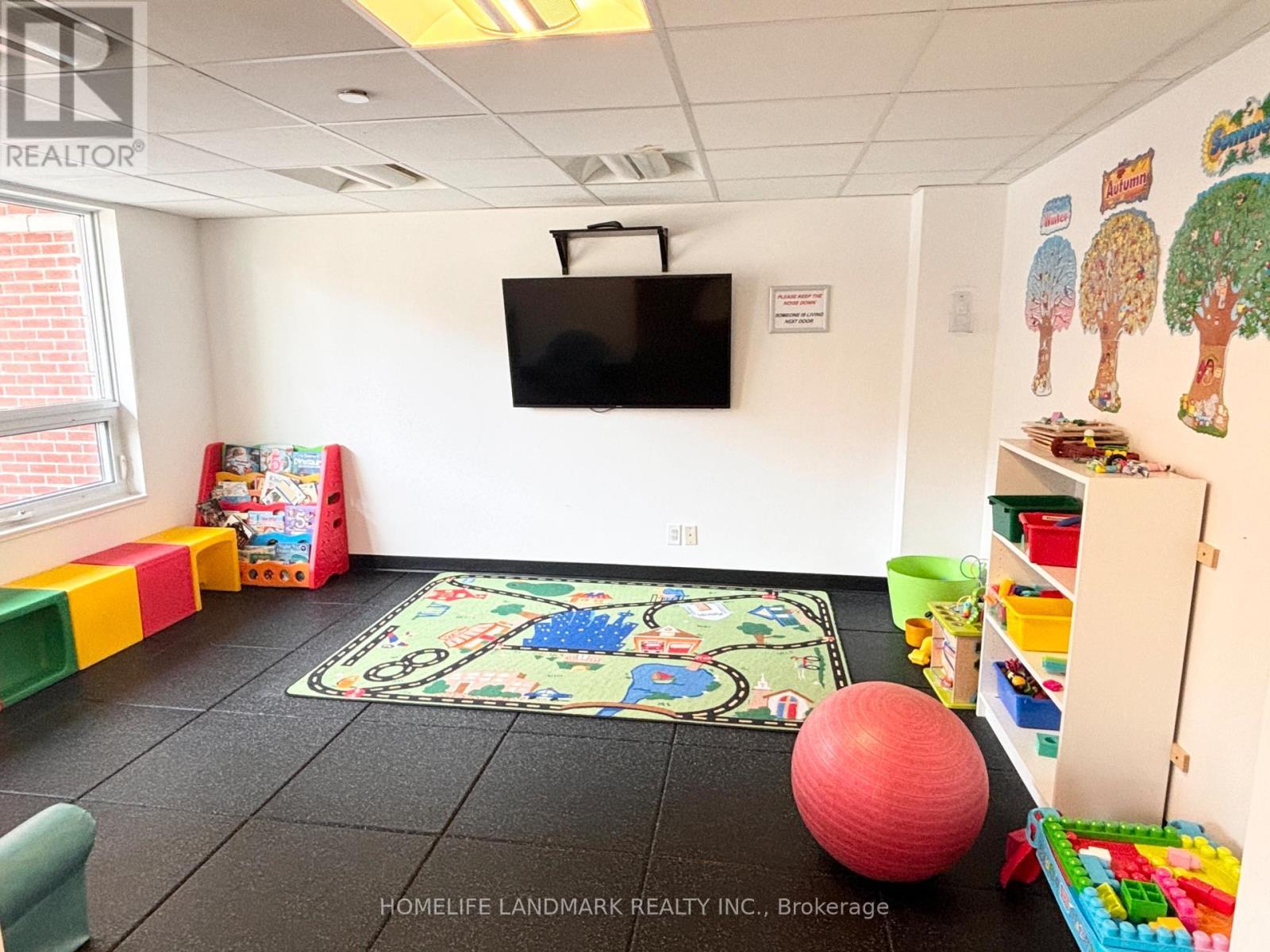 Kids Playroom - 207 - 1 Uptown Drive, Markham, ON - Indoor Photo Showing Other Room