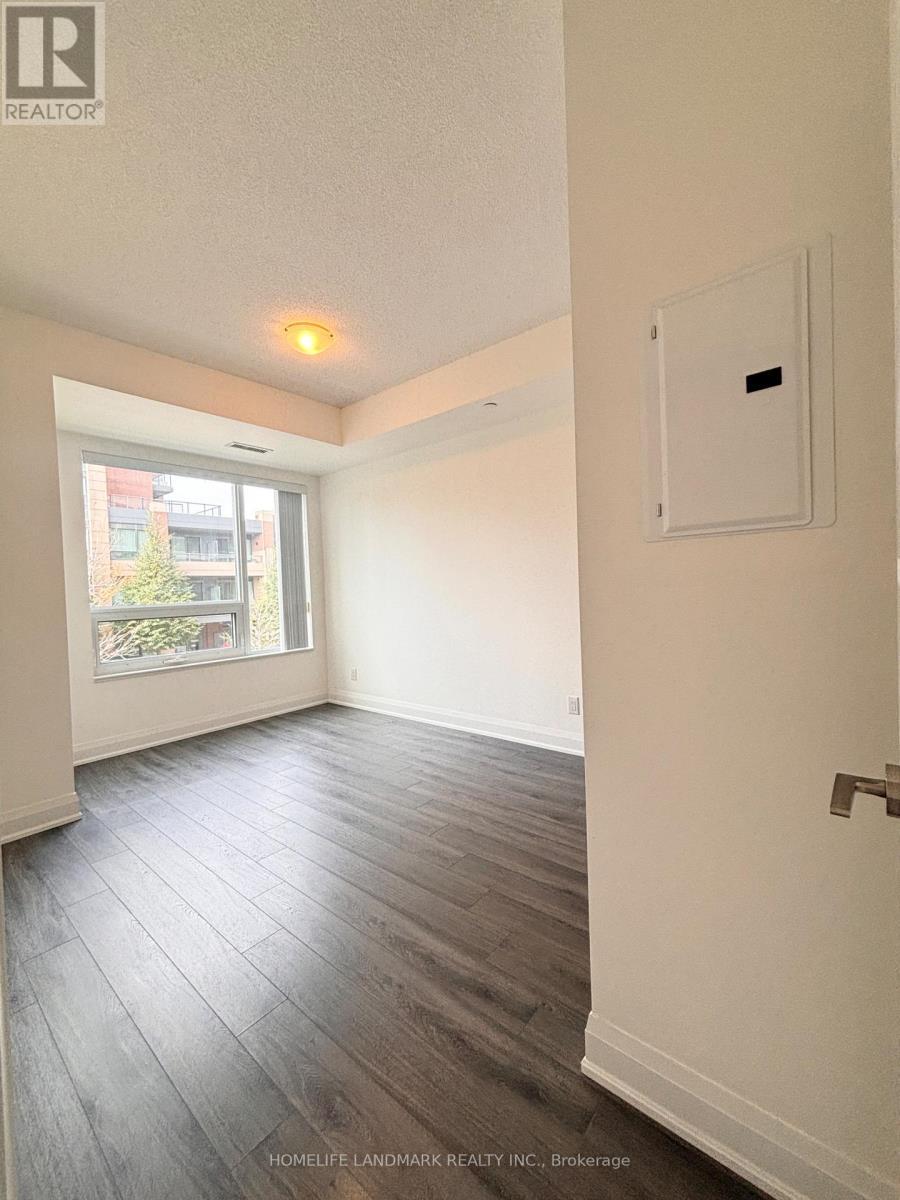 207 - 1 Uptown Drive, Markham, ON - Indoor