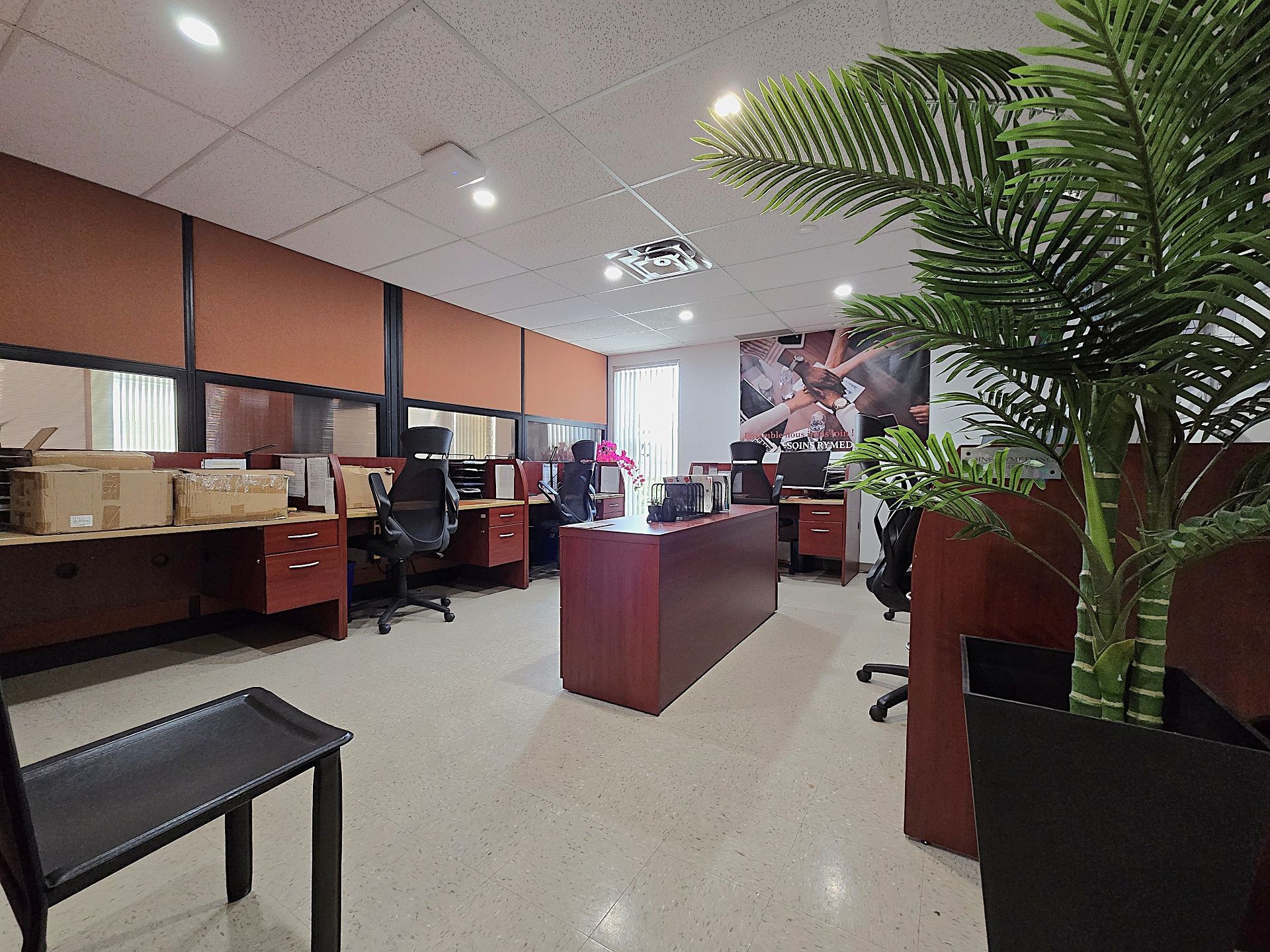 Bureau - 200-1405 Boul. Henri-Bourassa O., Montréal (Ahuntsic-Cartierville), QC - Indoor