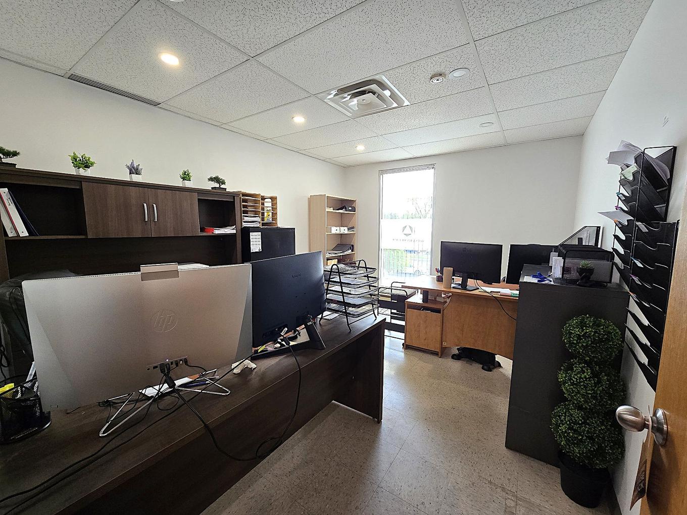 Office - 200-1405 Boul. Henri-Bourassa O., Montréal (Ahuntsic-Cartierville), QC - Indoor Photo Showing Office