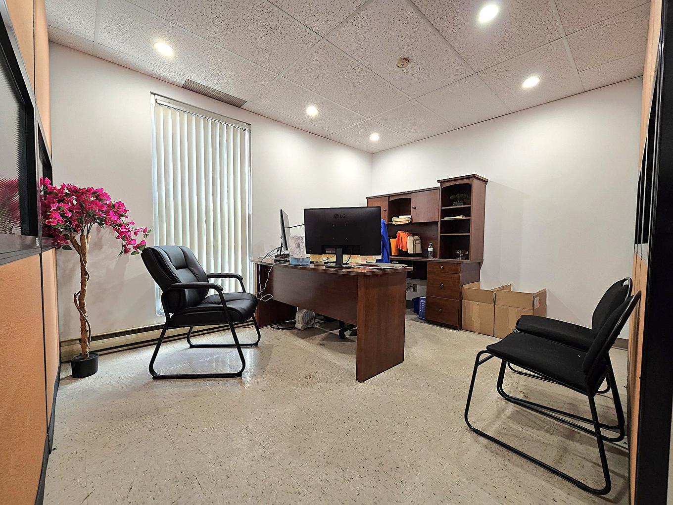 Office - 200-1405 Boul. Henri-Bourassa O., Montréal (Ahuntsic-Cartierville), QC - Indoor