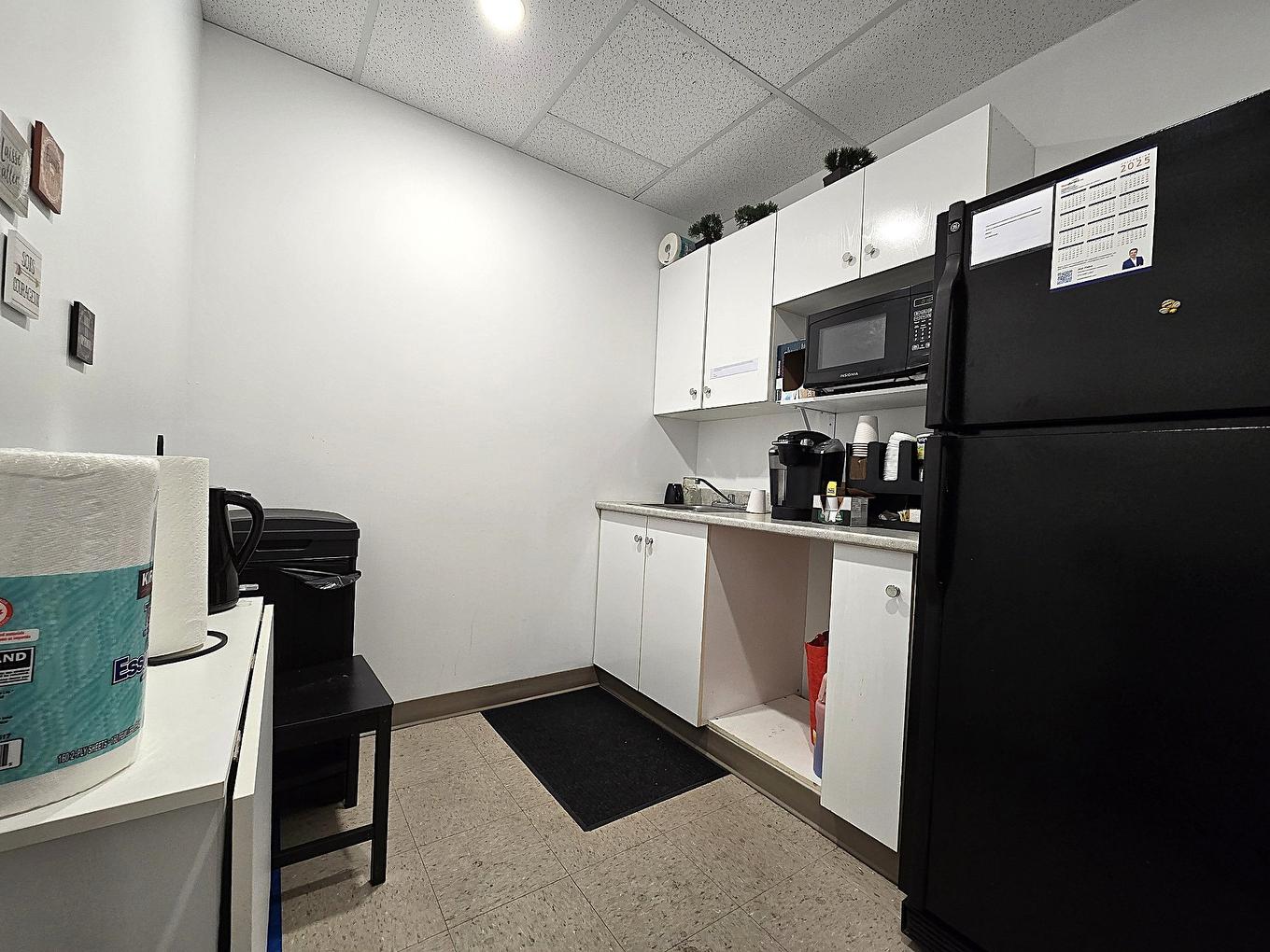 Kitchen - 200-1405 Boul. Henri-Bourassa O., Montréal (Ahuntsic-Cartierville), QC - Indoor