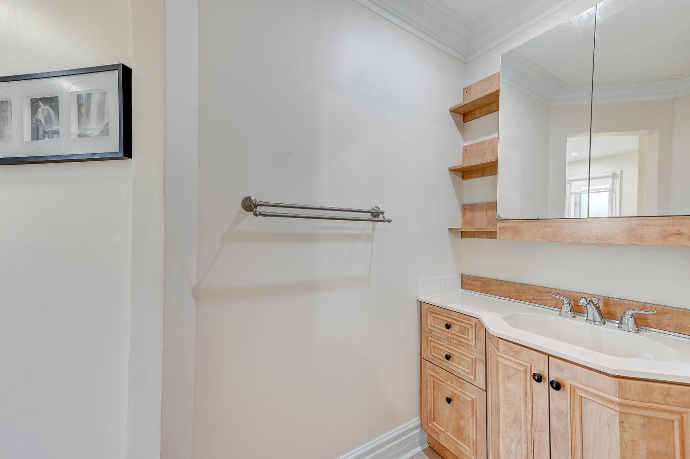 Salle de bains - 136 Rue Jean-De Ronceray, Carignan, QC - Indoor