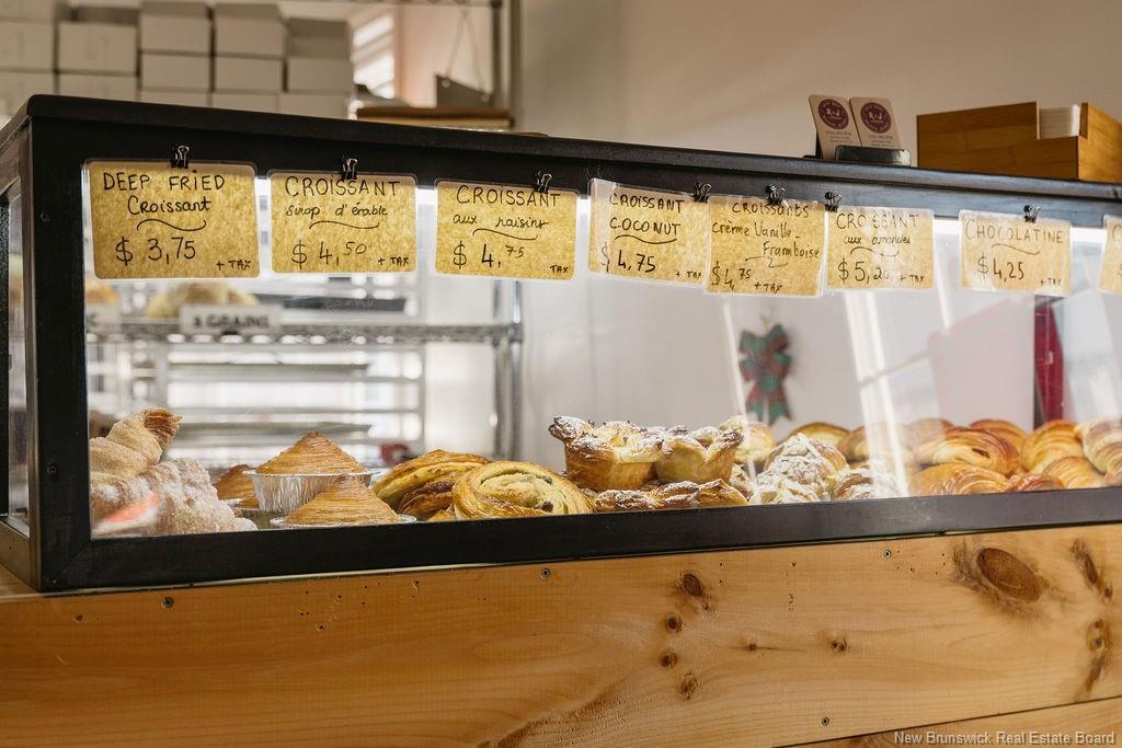 40 Douglas Ave, Bathurst, NB