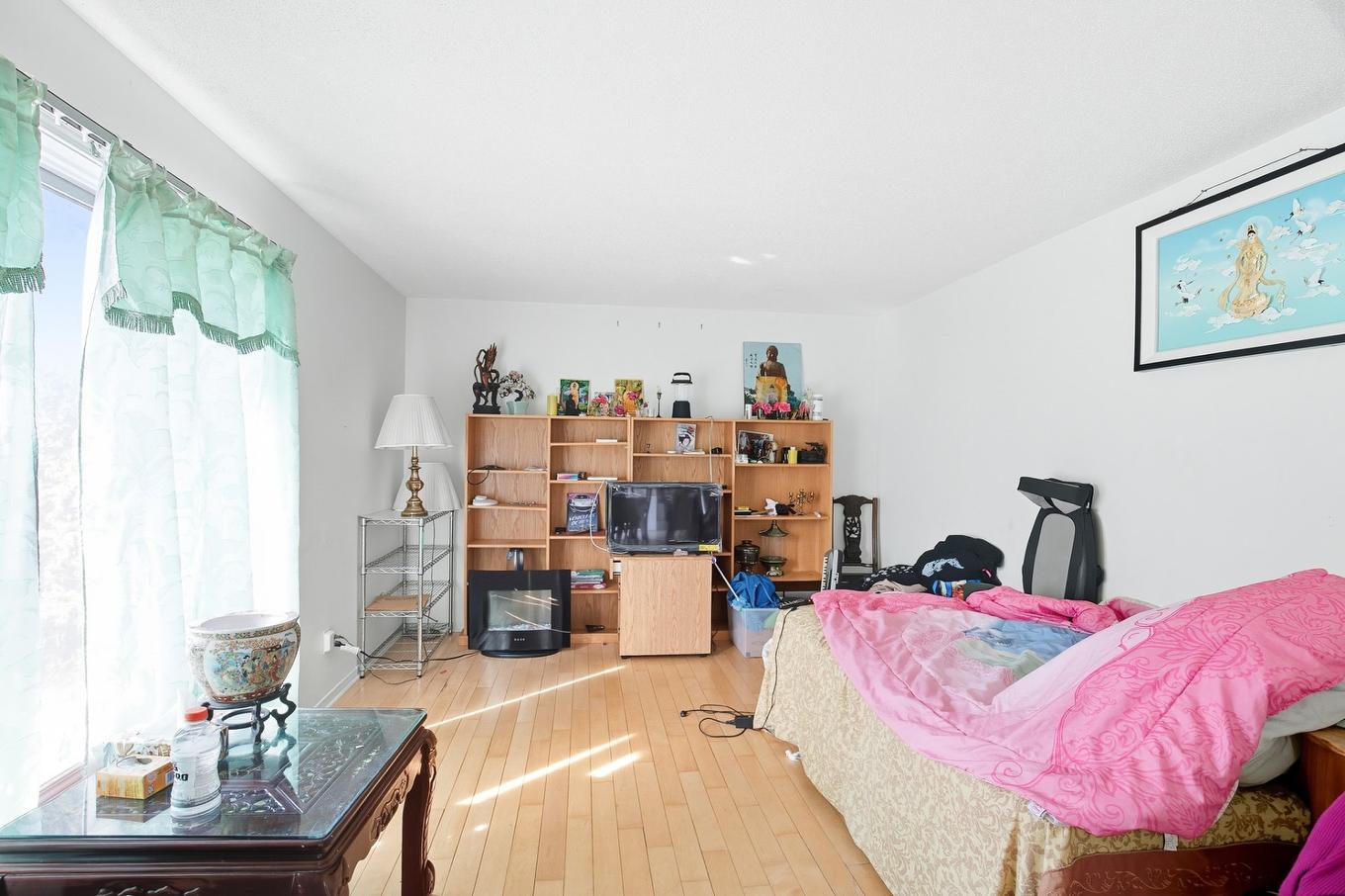 Bedroom - 64 Rue Jean-De La Fontaine, Gatineau (Aylmer), QC - Indoor Photo Showing Other Room With Fireplace