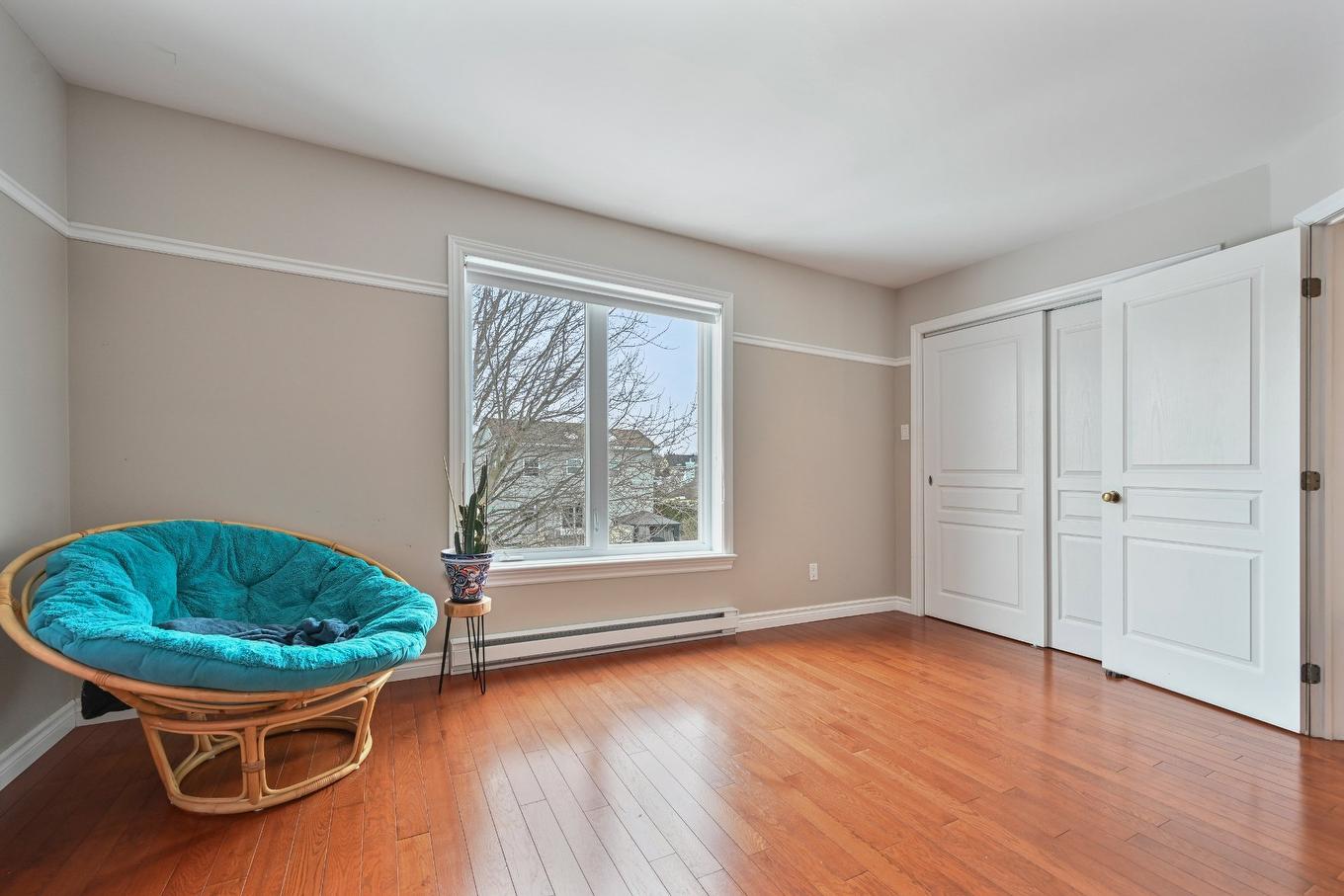 Chambre à coucher - 52 Rue De Lourtel, Saint-Jean-Sur-Richelieu, QC - Indoor Photo Showing Other Room