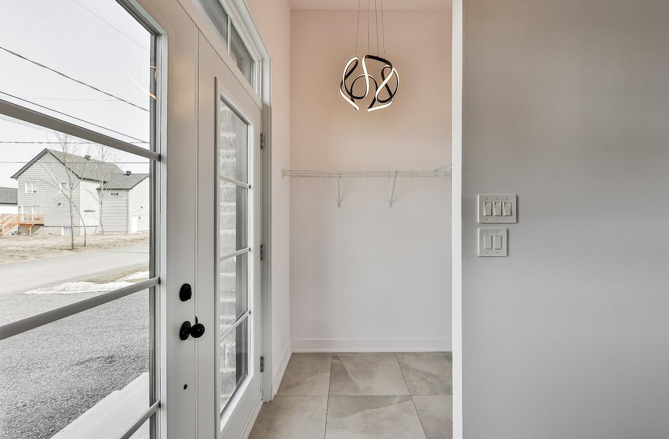 Hall - Rue Des Rêves, Sainte-Julienne, QC - Indoor Photo Showing Other Room