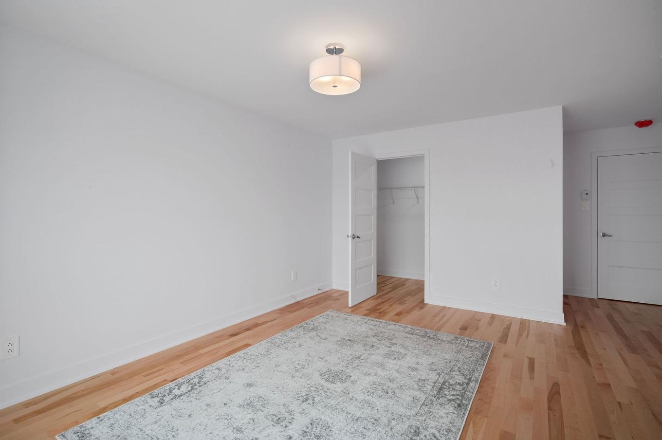 Chambre à coucher principale - Rue Des Rêves, Sainte-Julienne, QC - Indoor Photo Showing Other Room