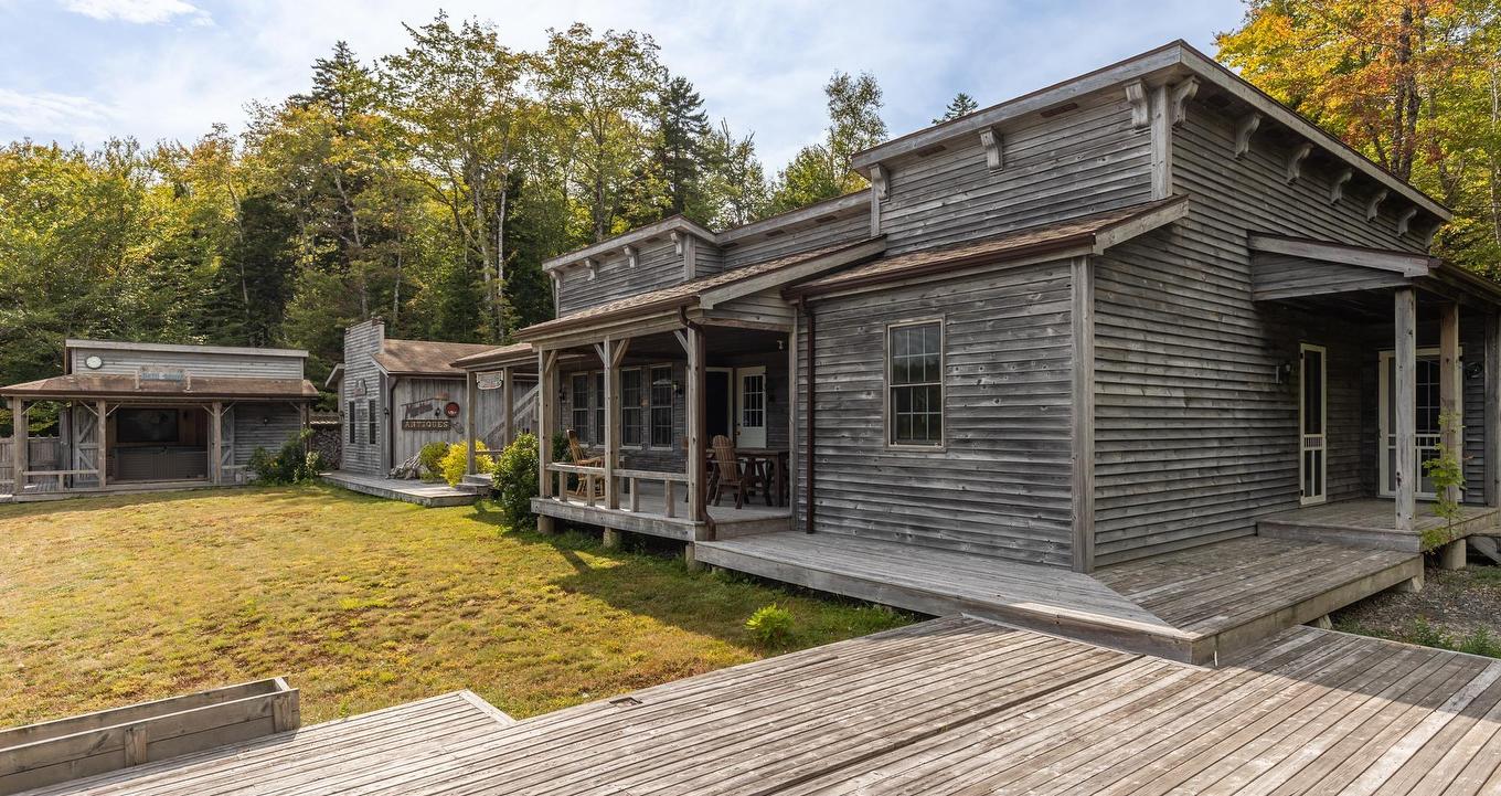 240 Pine Prince Drive, Briar Lake, NS