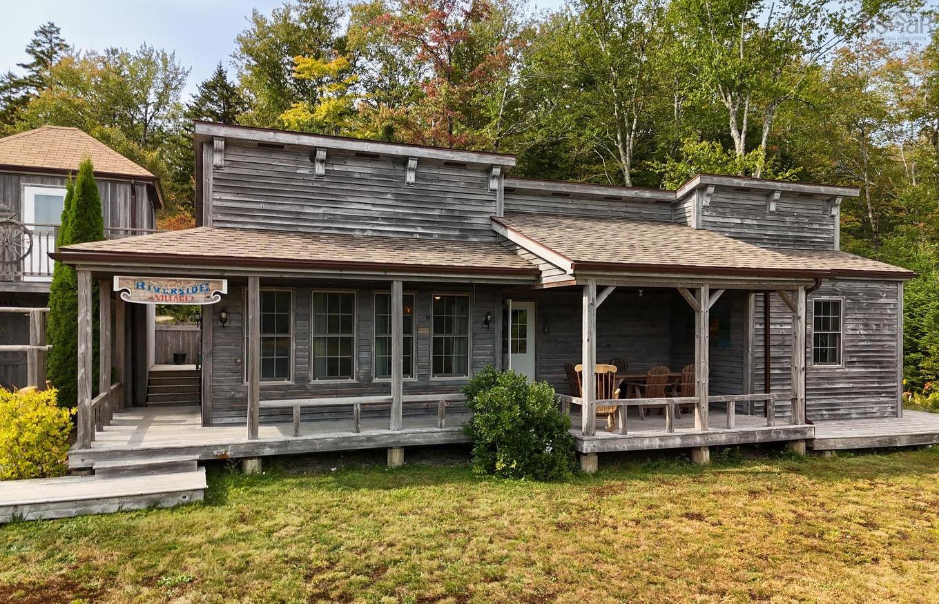 240 Pine Prince Drive, Briar Lake, NS