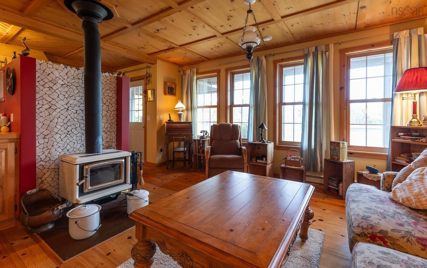 240 Pine Prince Drive, Briar Lake, NS