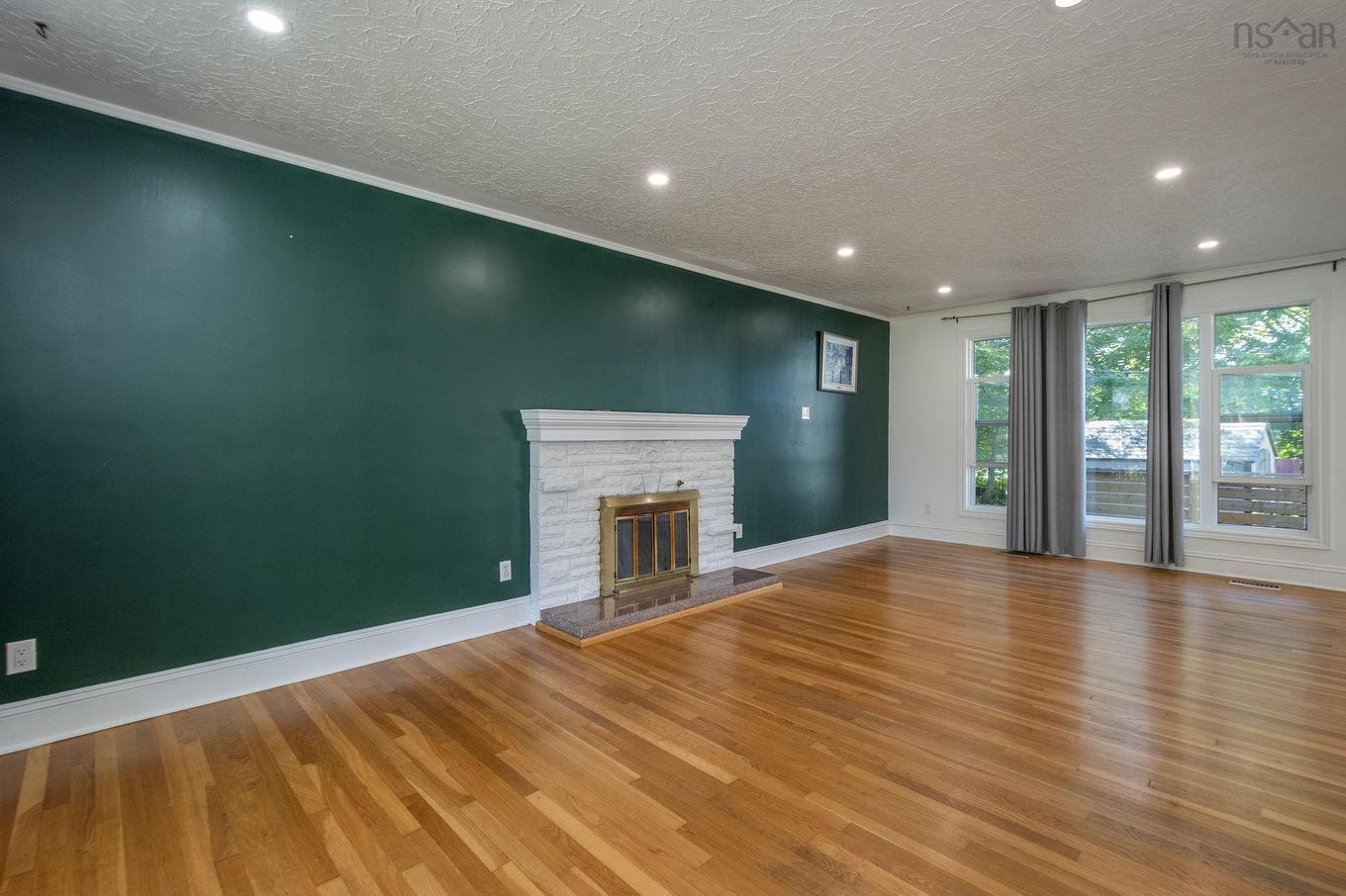 1 Grandview Drive, Dartmouth, NS