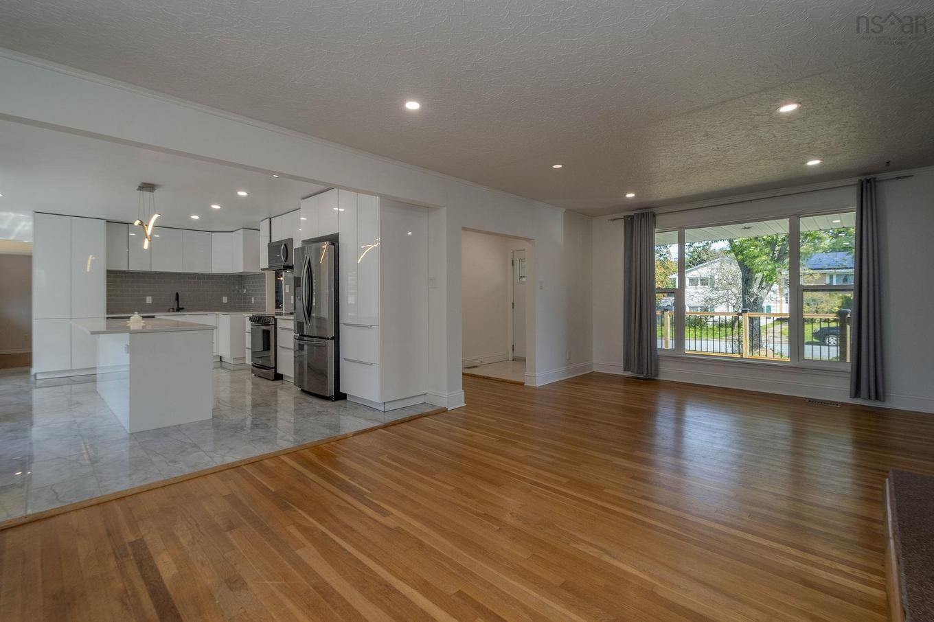 1 Grandview Drive, Dartmouth, NS