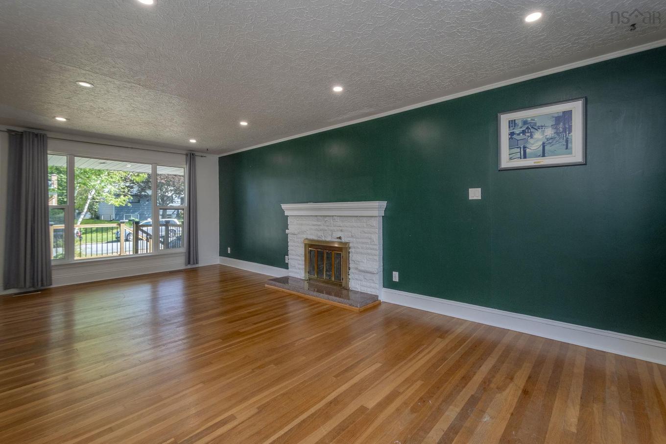 1 Grandview Drive, Dartmouth, NS